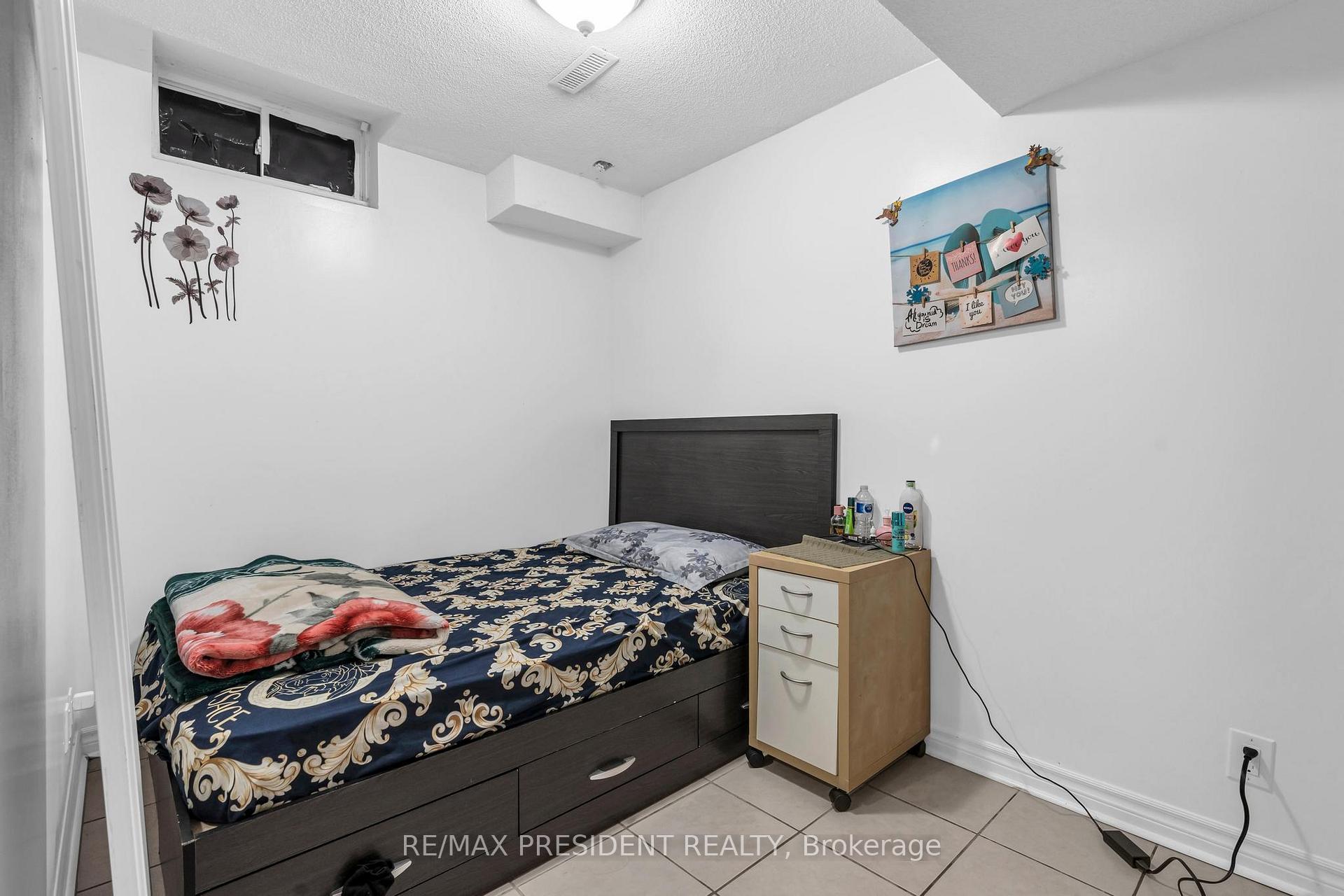 Photo 42 of 11 Oxtail Lane, Brampton, Fletcher's Creek Village — HOMEH