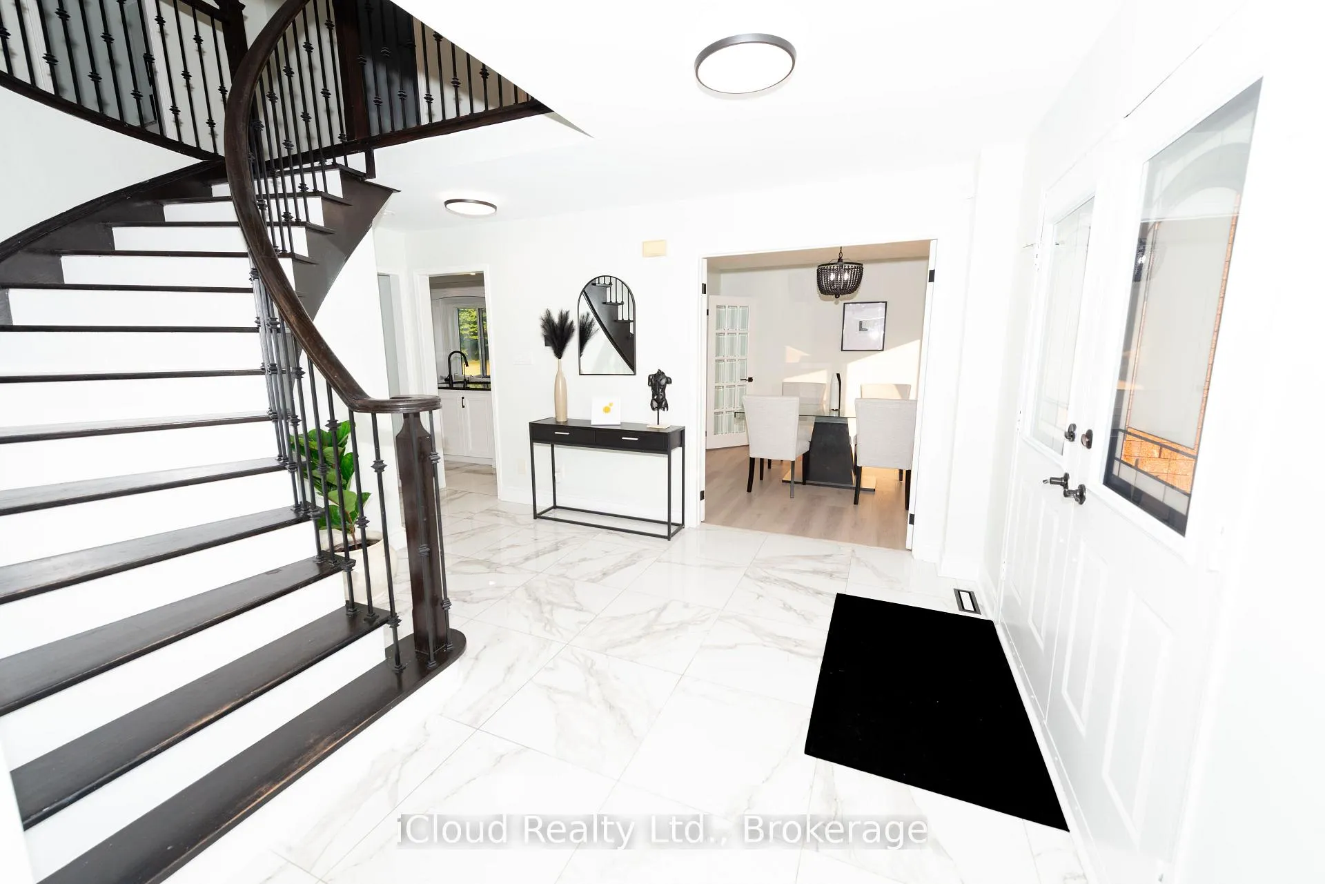 Photo 3 of 27 Briarwood Drive, Caledon, Rural Caledon — HOMEH
