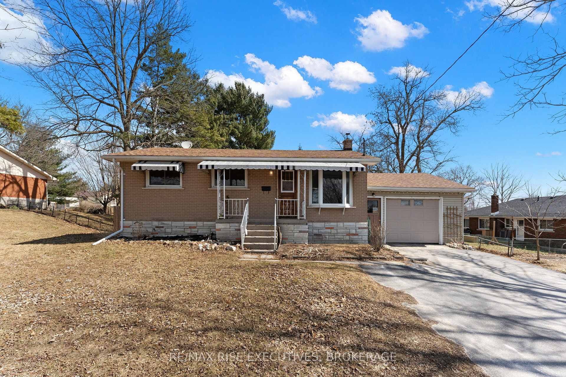 Photo 2 of 4400 Notre Dame Street, Frontenac, Frontenac South — HOMEH