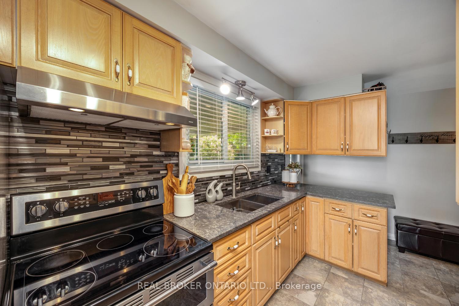 Photo 10 of 6305 Leskard Road, Clarington, Rural Clarington — HOMEH