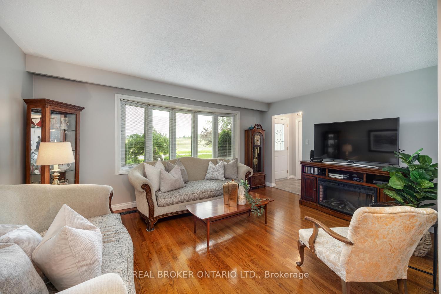 Photo 15 of 6305 Leskard Road, Clarington, Rural Clarington — HOMEH