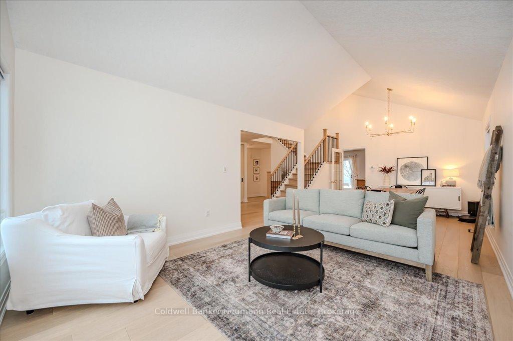 Photo 5 of 96 Pheasant Run Drive, Guelph, Kortright Hills — HOMEH