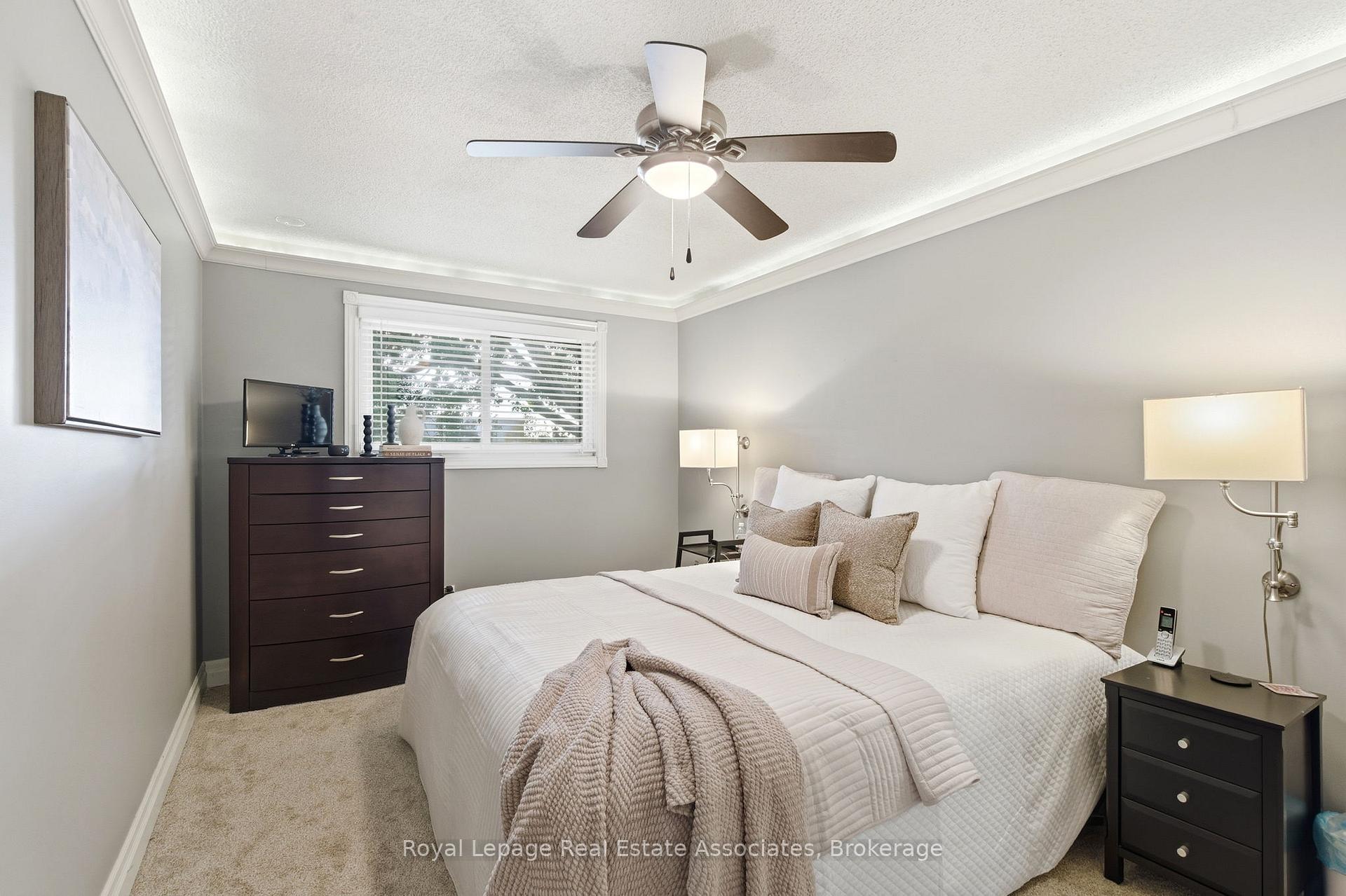 Photo 20 of 60 Newbridge Crescent, Brampton, Westgate — HOMEH