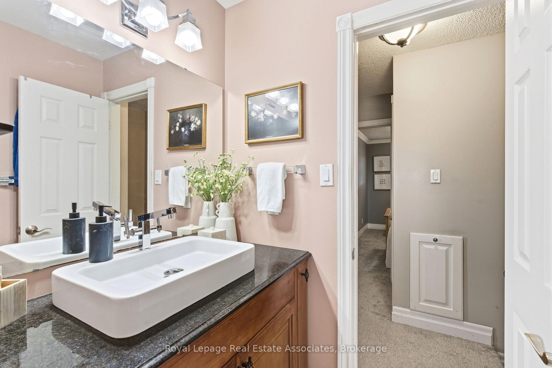Photo 25 of 60 Newbridge Crescent, Brampton, Westgate — HOMEH