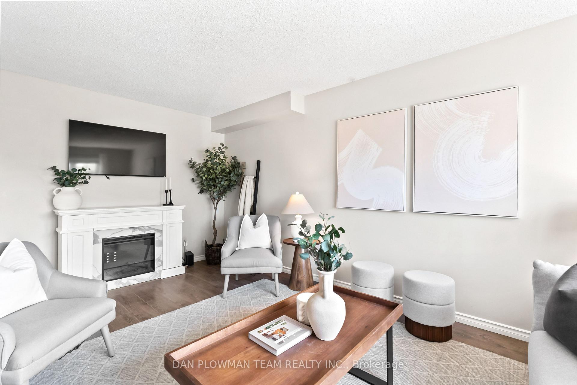 Photo 7 of 29 Barron Court, Clarington, Courtice — HOMEH