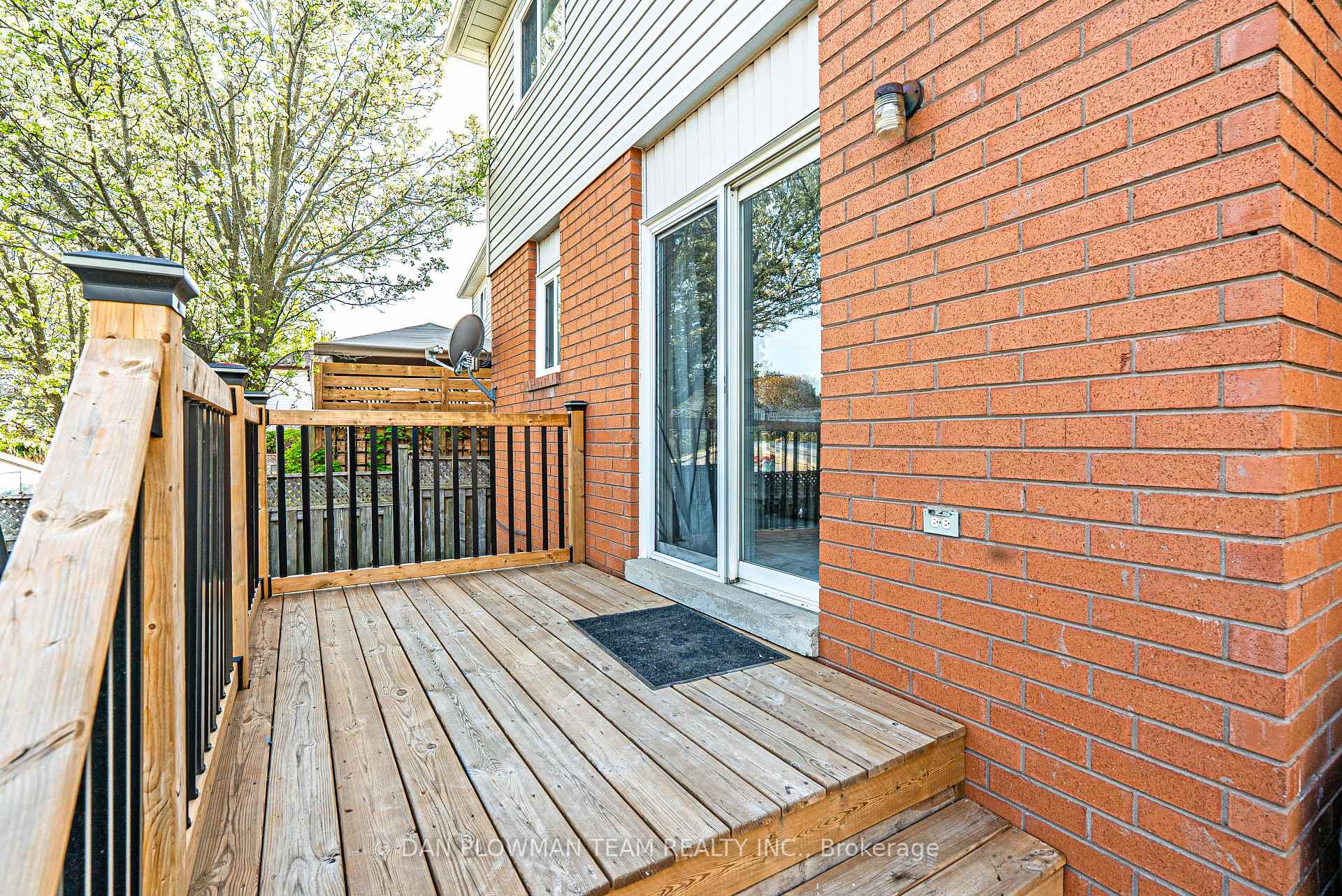 Photo 35 of 29 Barron Court, Clarington, Courtice — HOMEH