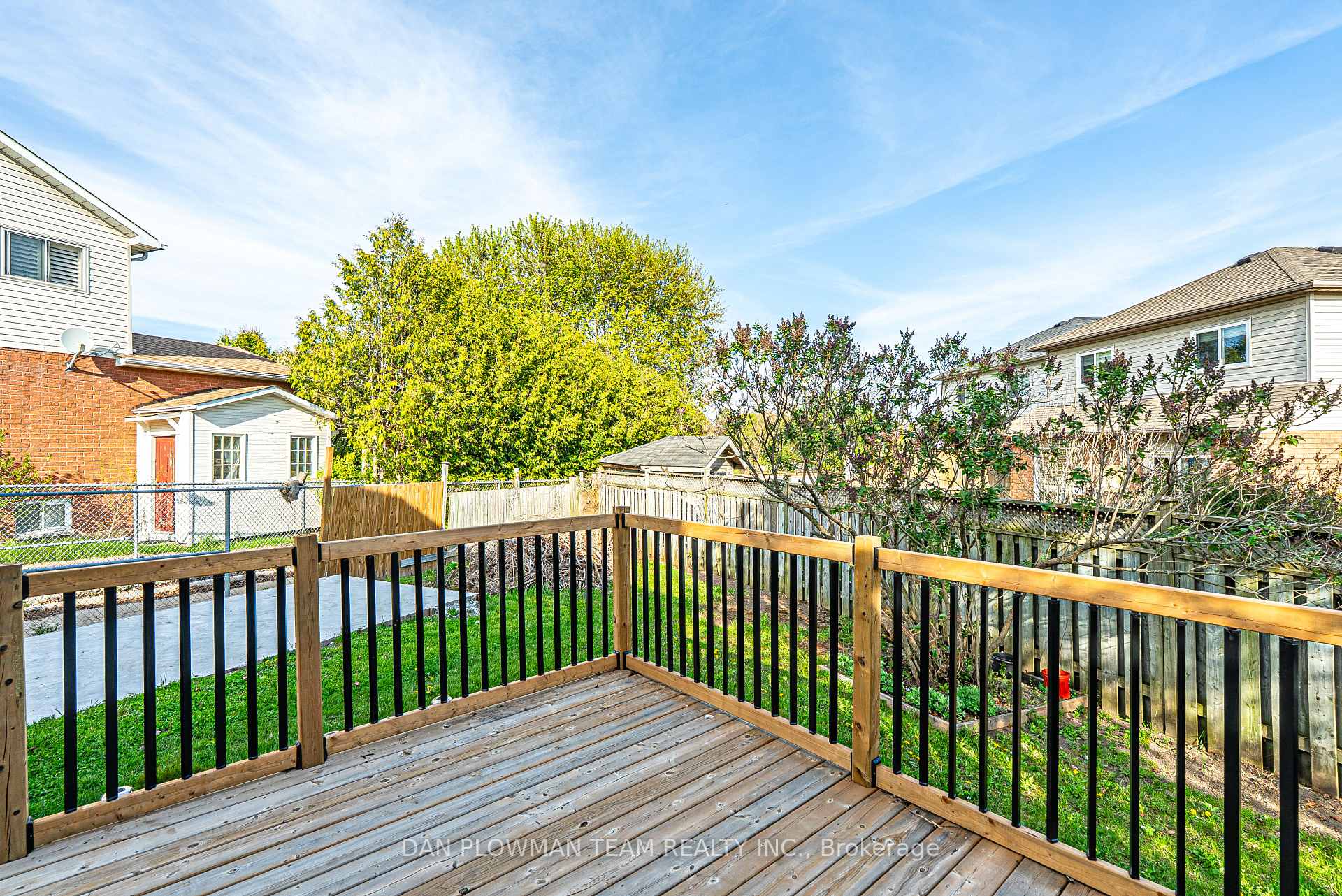Photo 37 of 29 Barron Court, Clarington, Courtice — HOMEH
