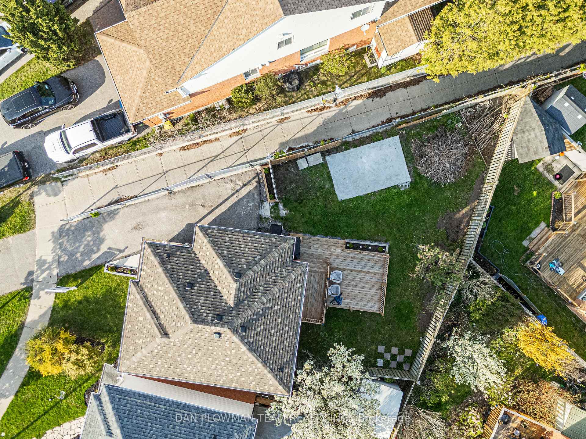 Photo 39 of 29 Barron Court, Clarington, Courtice — HOMEH
