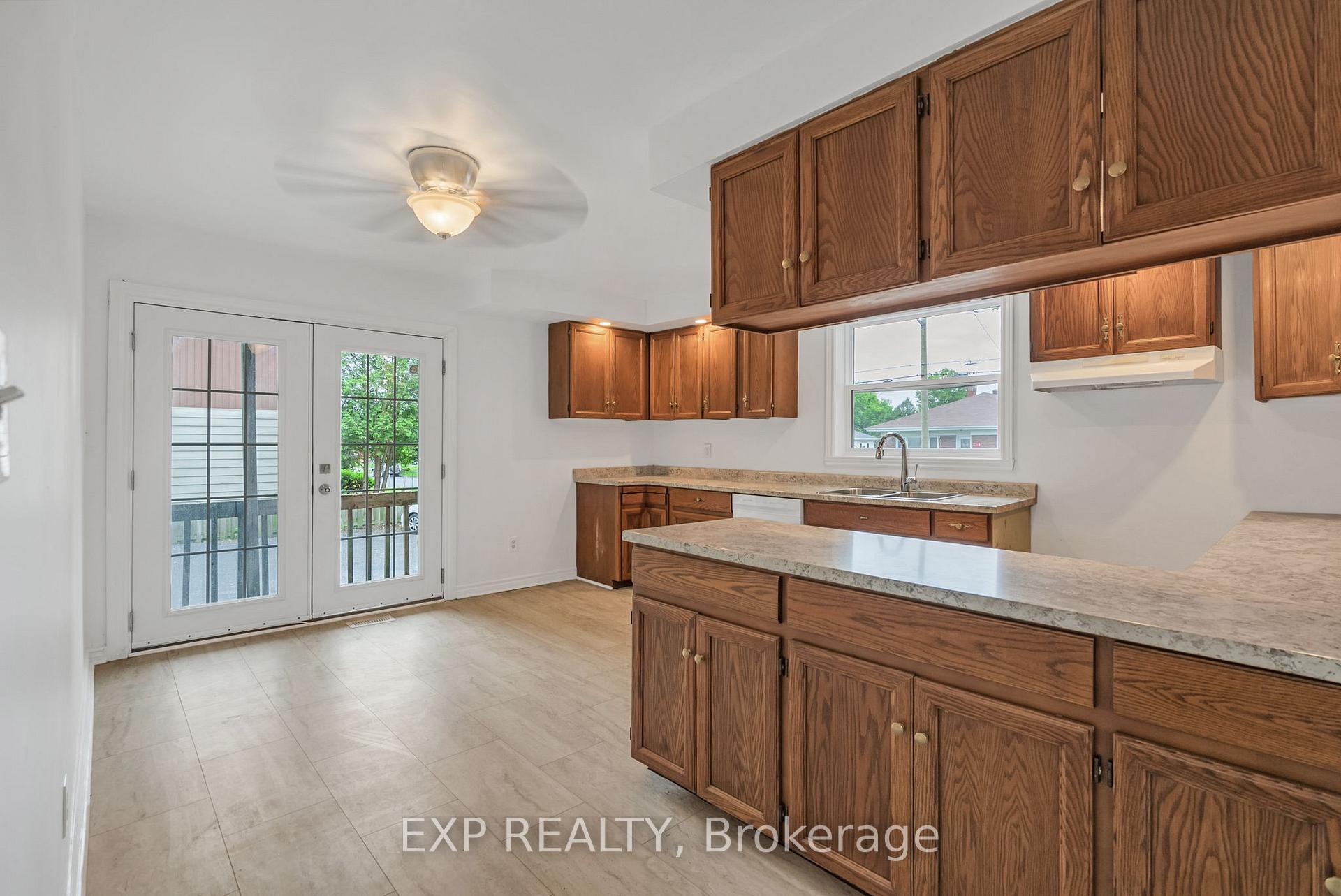 Photo 12 of 1301 Easton Avenue, Cornwall — HOMEH