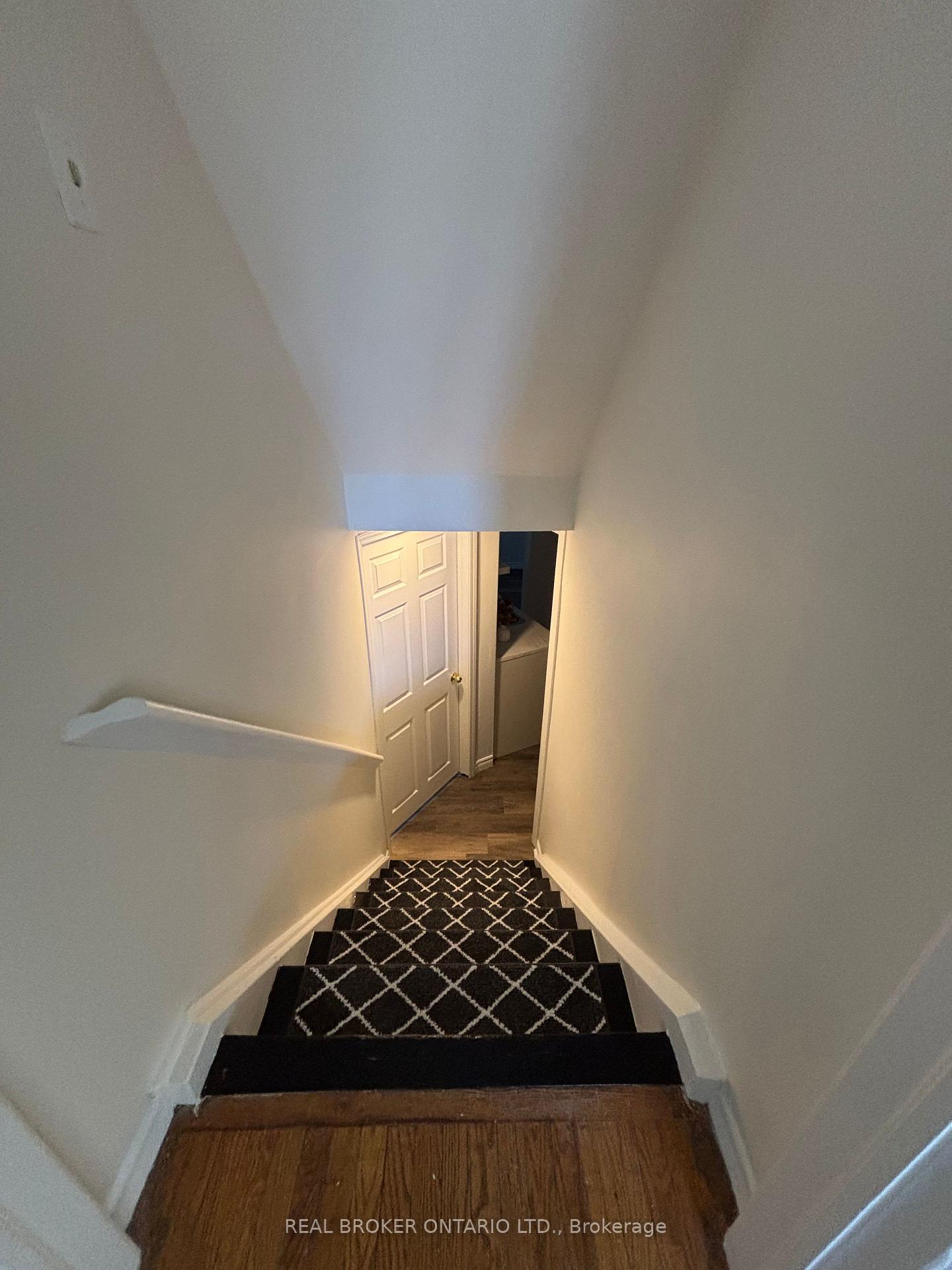Photo 9 of Unit Lower, 56 Bernick Drive, Barrie, Grove East — HOMEH