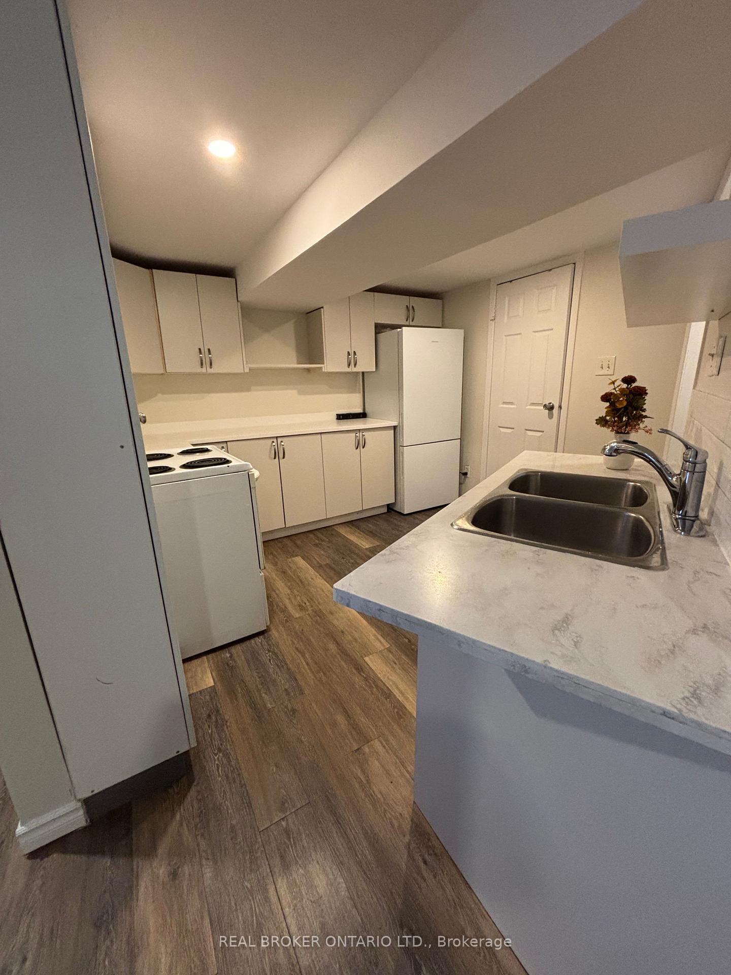 Photo 8 of Unit Lower, 56 Bernick Drive, Barrie, Grove East — HOMEH
