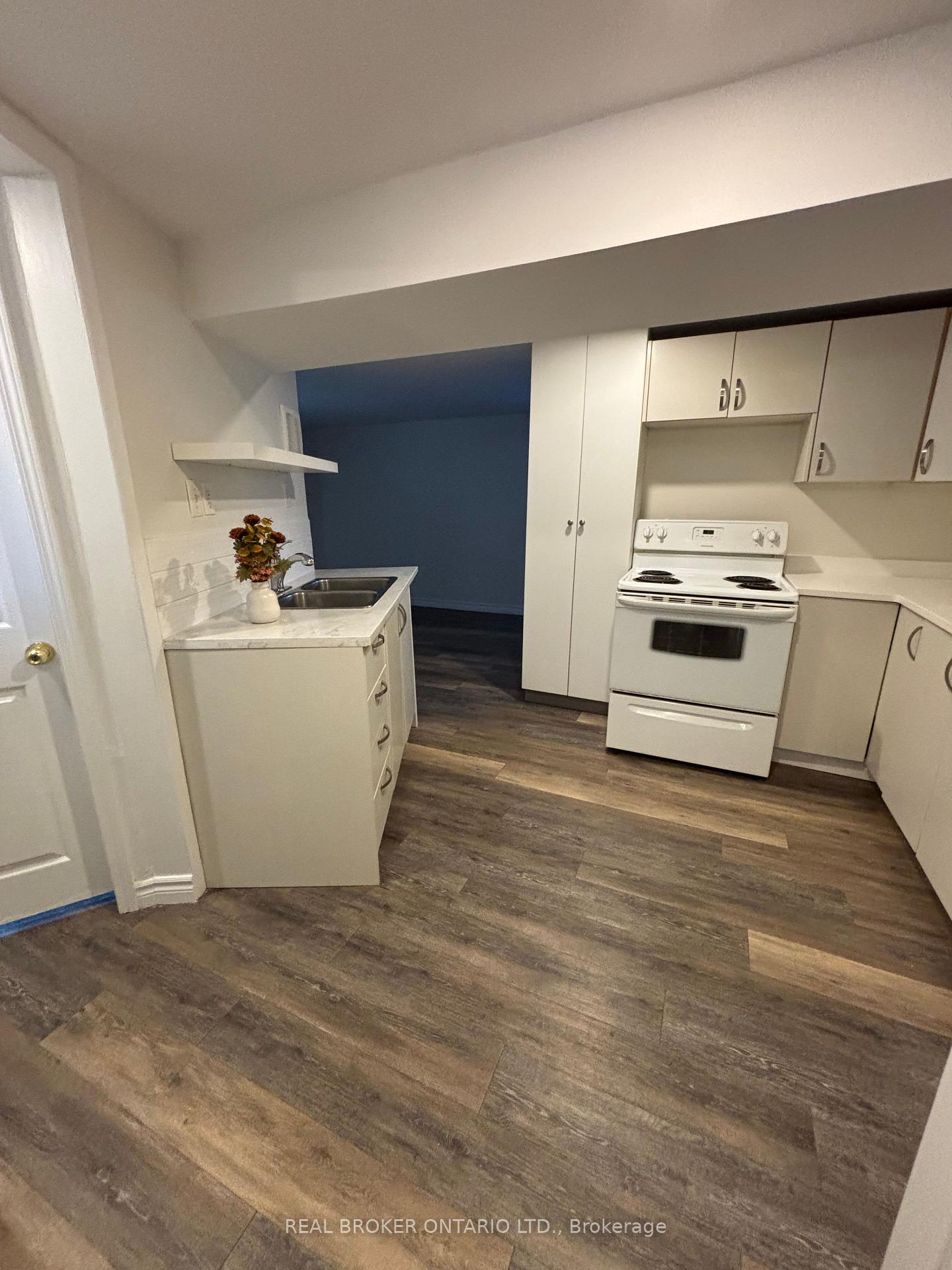 Photo 15 of Unit Lower, 56 Bernick Drive, Barrie, Grove East — HOMEH