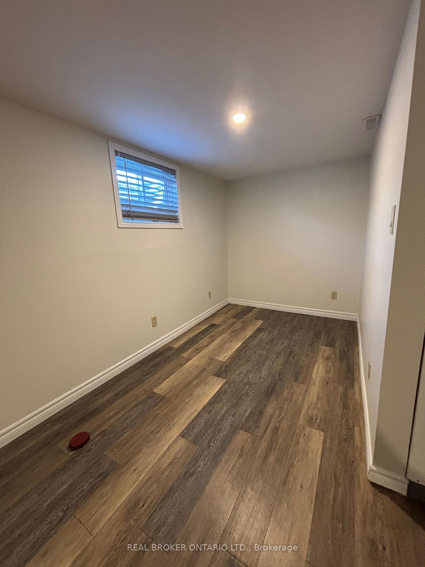 Photo 12 of Unit Lower, 56 Bernick Drive, Barrie, Grove East — HOMEH