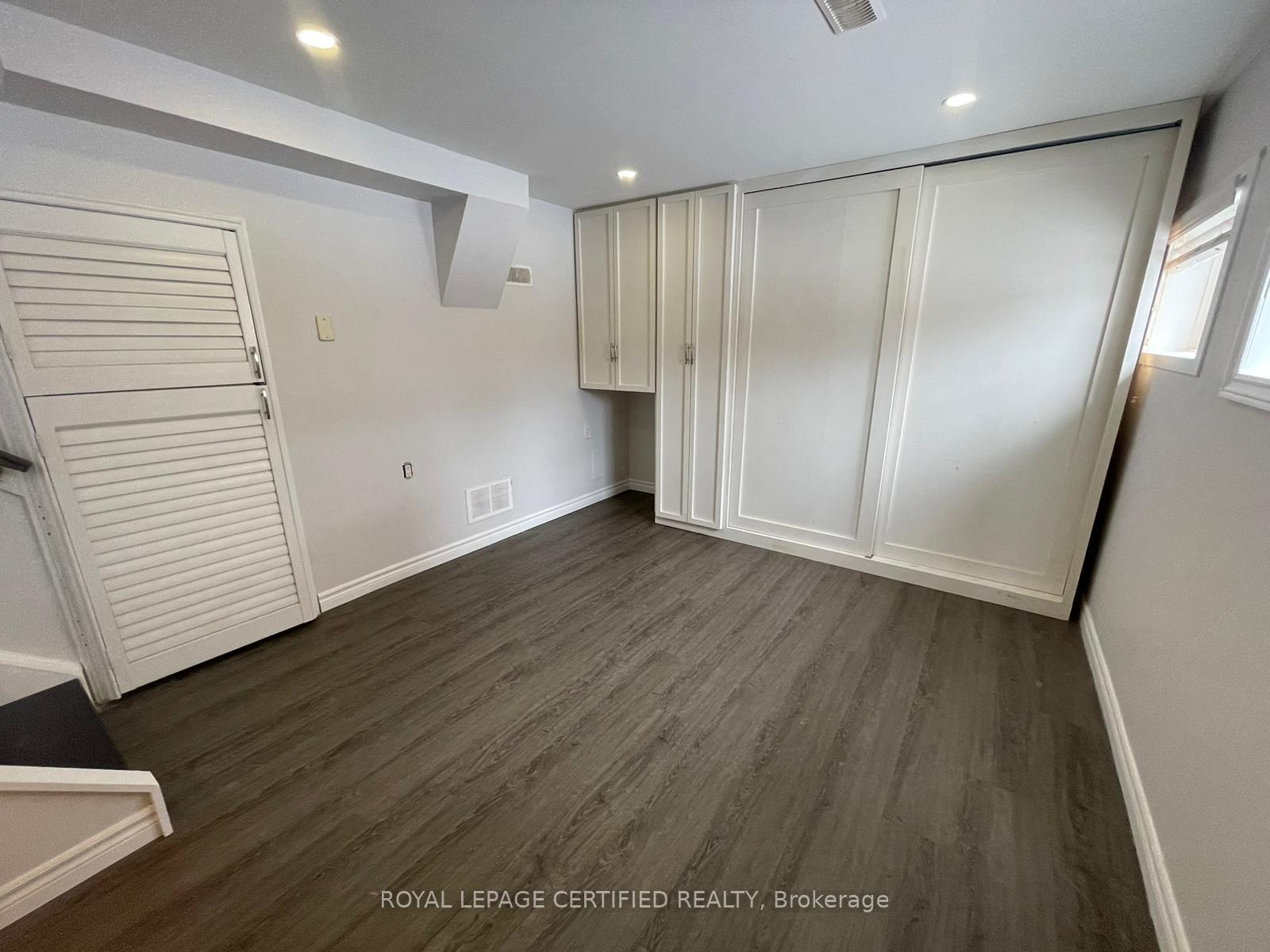 Photo 5 of Unit 2, 43 Trewartha Crescent, Brampton, Heart Lake — HOMEH