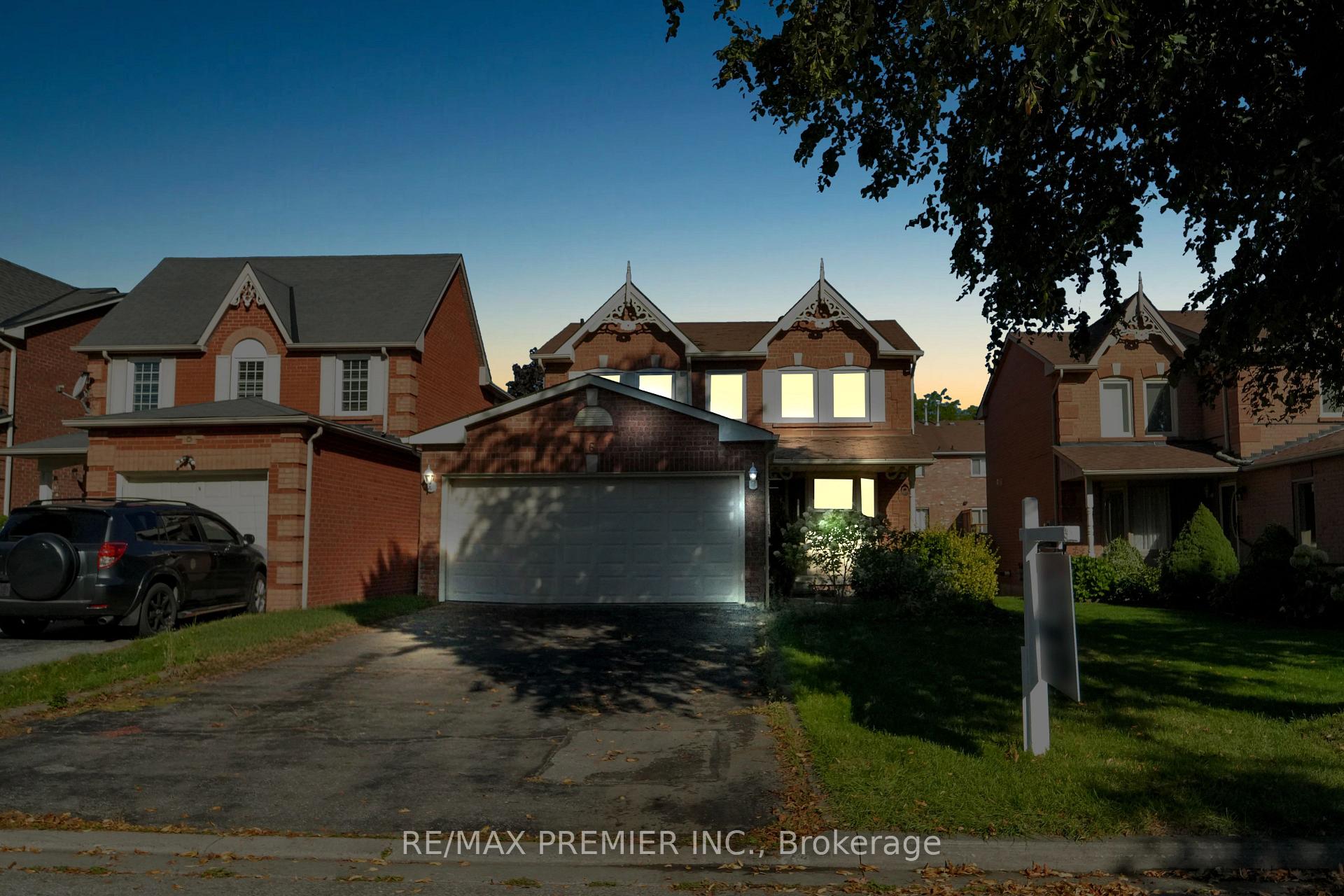 Photo 1 of 6 Hearne Crescent, Ajax, Central — HOMEH