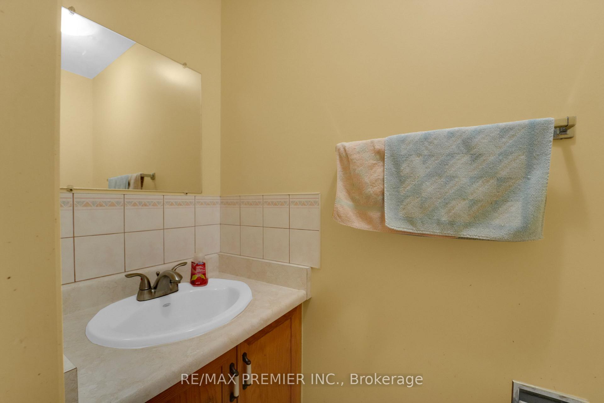 Photo 22 of 6 Hearne Crescent, Ajax, Central — HOMEH