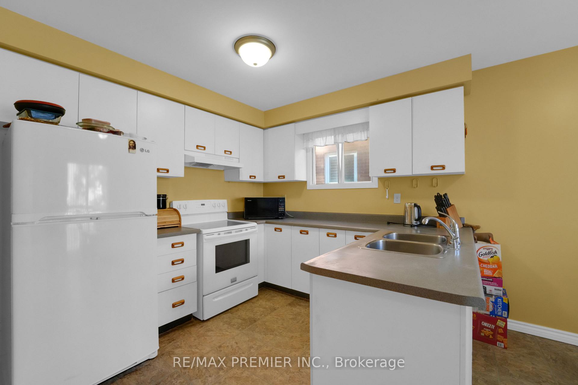 Photo 25 of 6 Hearne Crescent, Ajax, Central — HOMEH