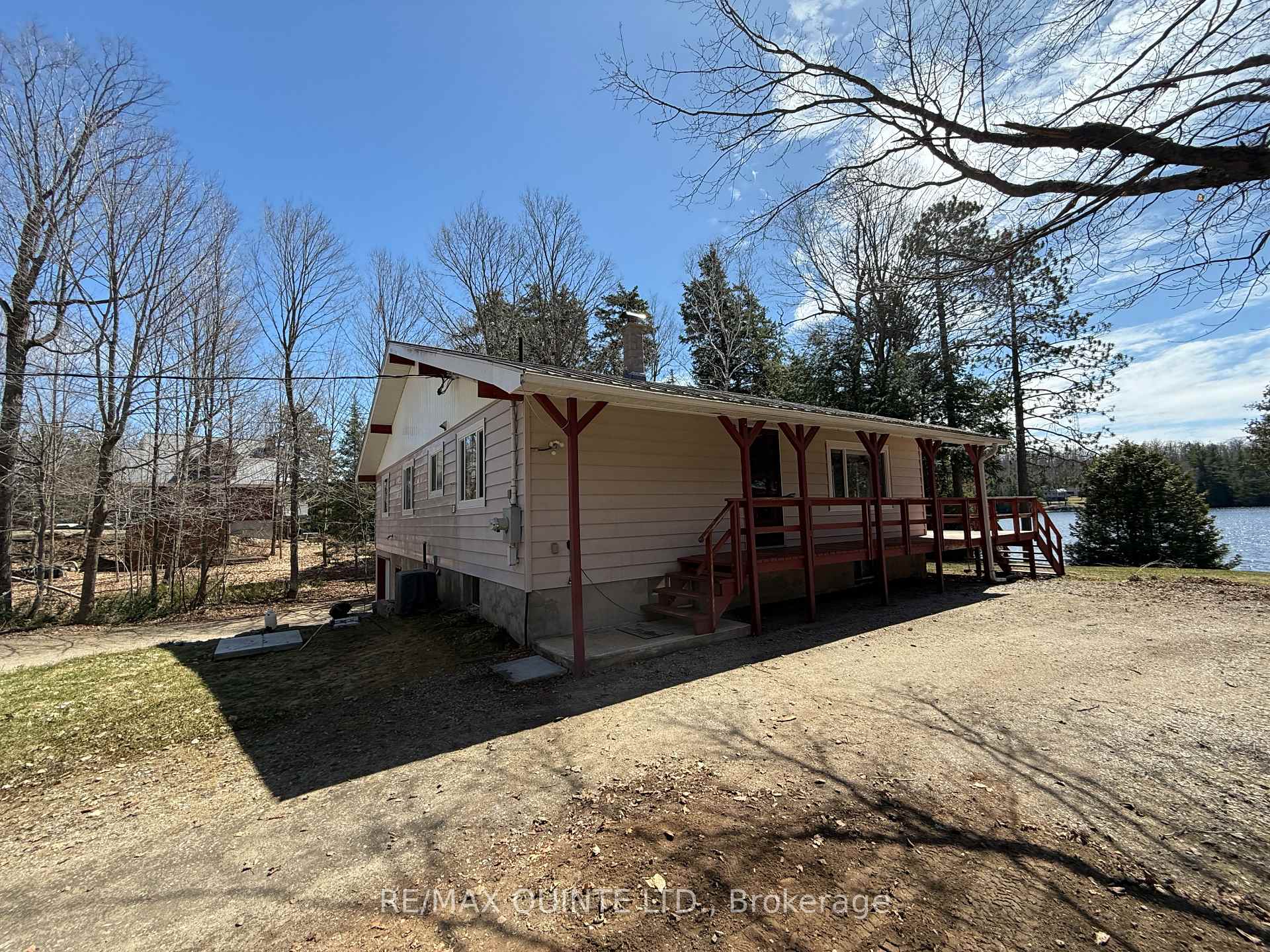 Photo 3 of 2309 Grindstone Lake Road, Frontenac, Frontenac North — HOMEH