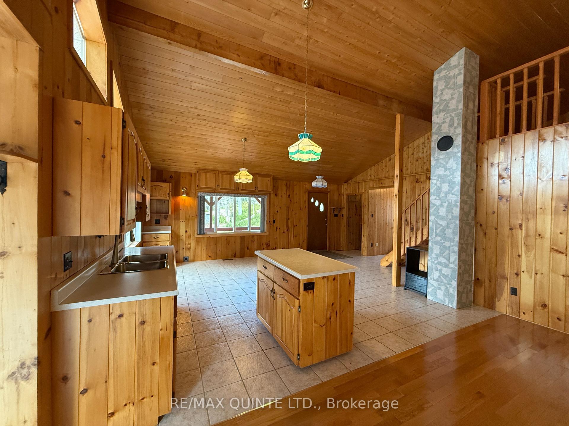 Photo 17 of 2309 Grindstone Lake Road, Frontenac, Frontenac North — HOMEH