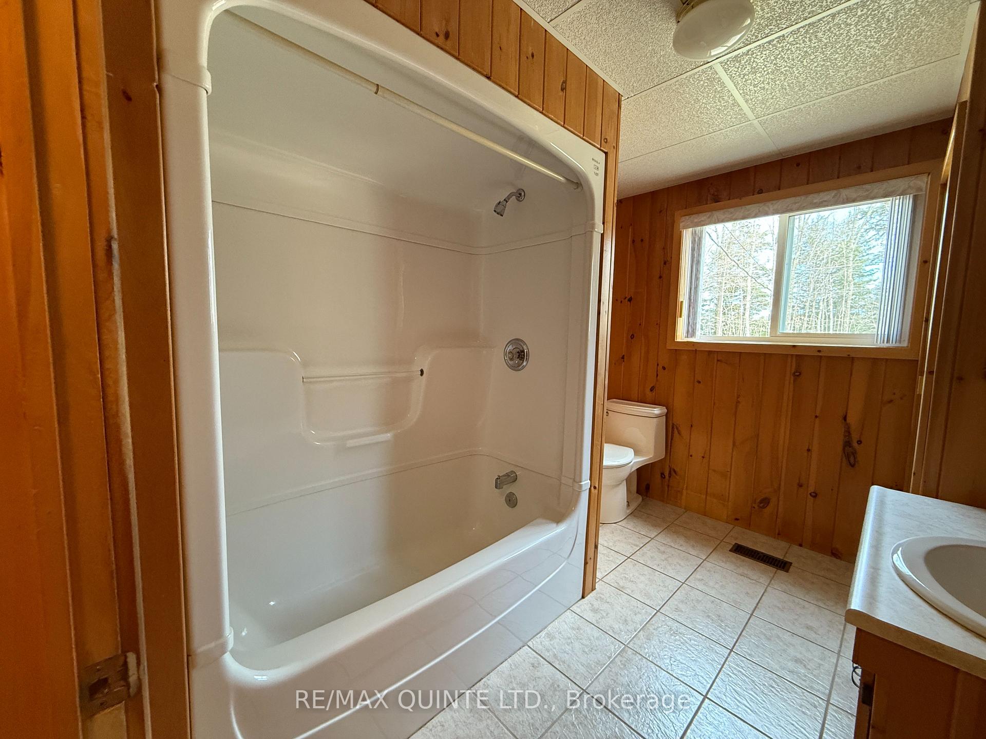 Photo 21 of 2309 Grindstone Lake Road, Frontenac, Frontenac North — HOMEH