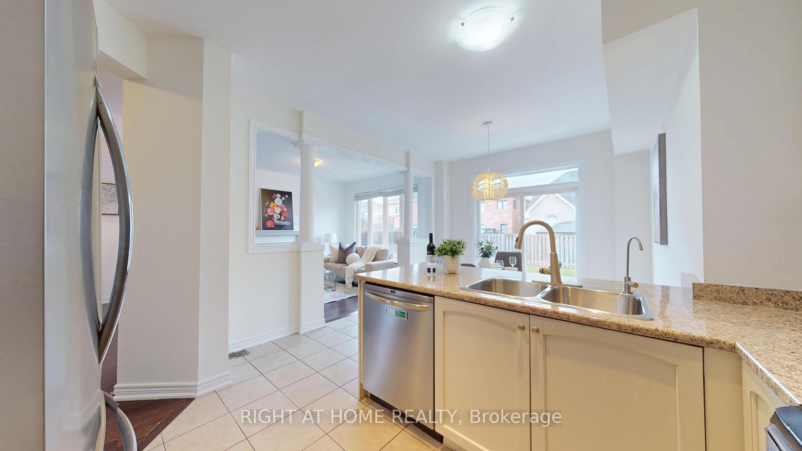 Photo 30 of 99 Grady Drive, Clarington, Newcastle — HOMEH