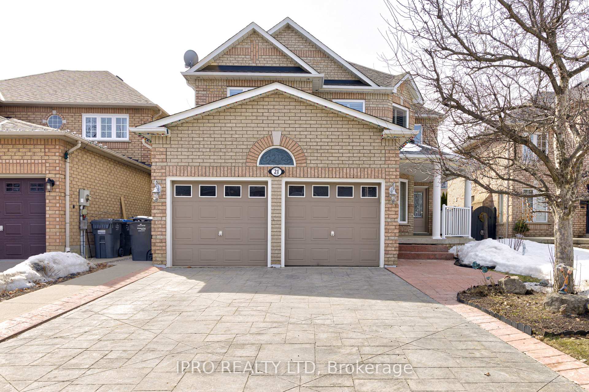 Front of 21 Trailview Lane