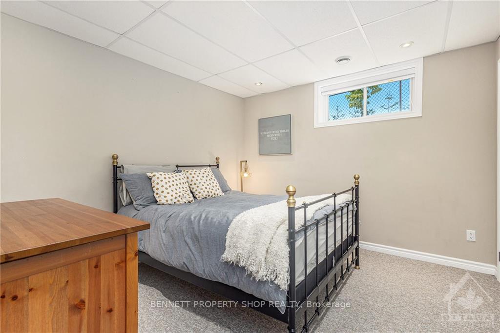 Photo 8 of 163 Ida Street S, Arnprior — HOMEH