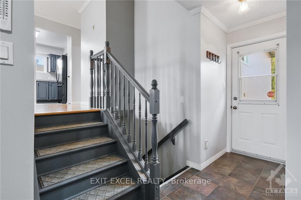 Photo 3 of 225 Twelfth Street E, Cornwall — HOMEH