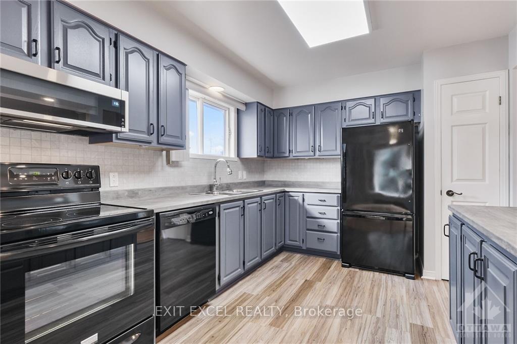Photo 8 of 225 Twelfth Street E, Cornwall — HOMEH
