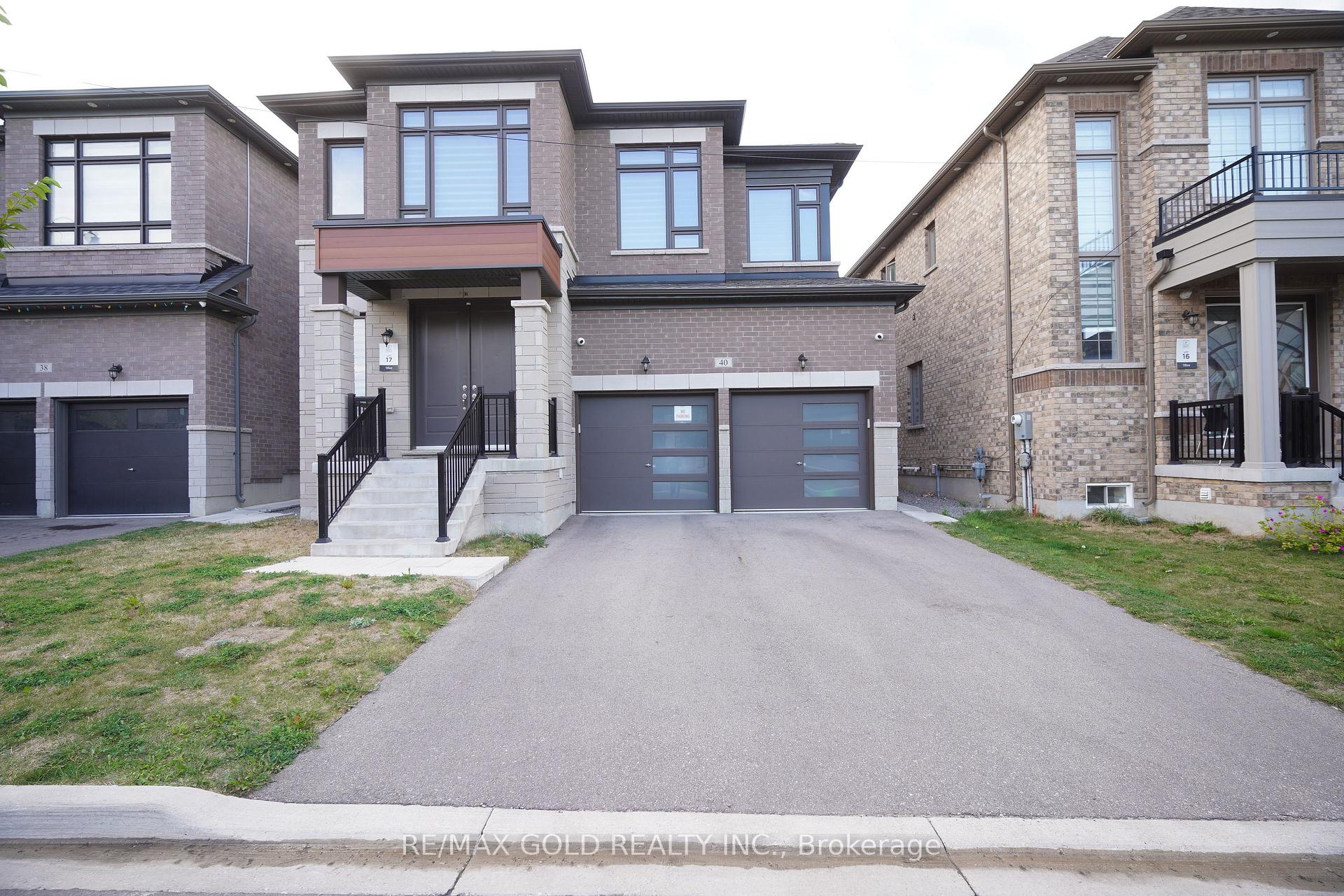 Photo 1 of 40 Lowell Crescent, Brampton, Credit Valley — HOMEH