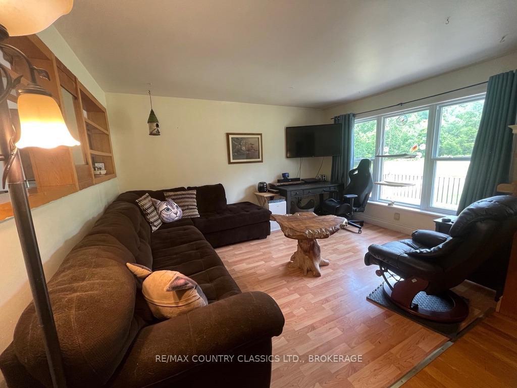 Photo 11 of 14756 Highway 41, Frontenac, Frontenac North — HOMEH