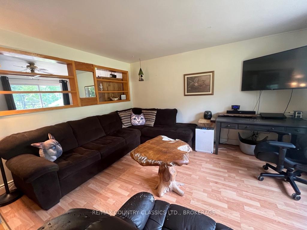 Photo 12 of 14756 Highway 41, Frontenac, Frontenac North — HOMEH