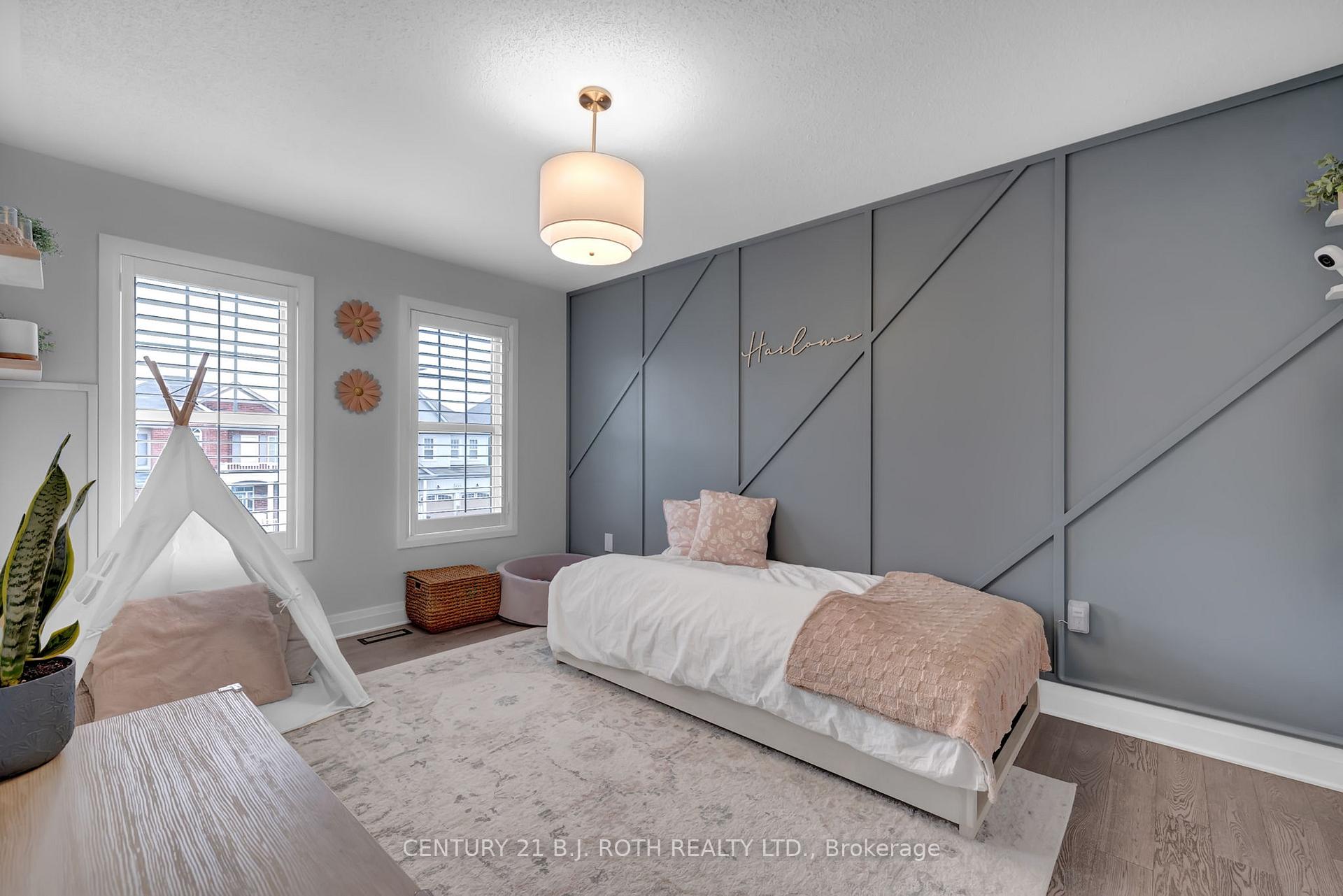 Photo 23 of 35 Ray Richards Street, Clarington, Bowmanville — HOMEH