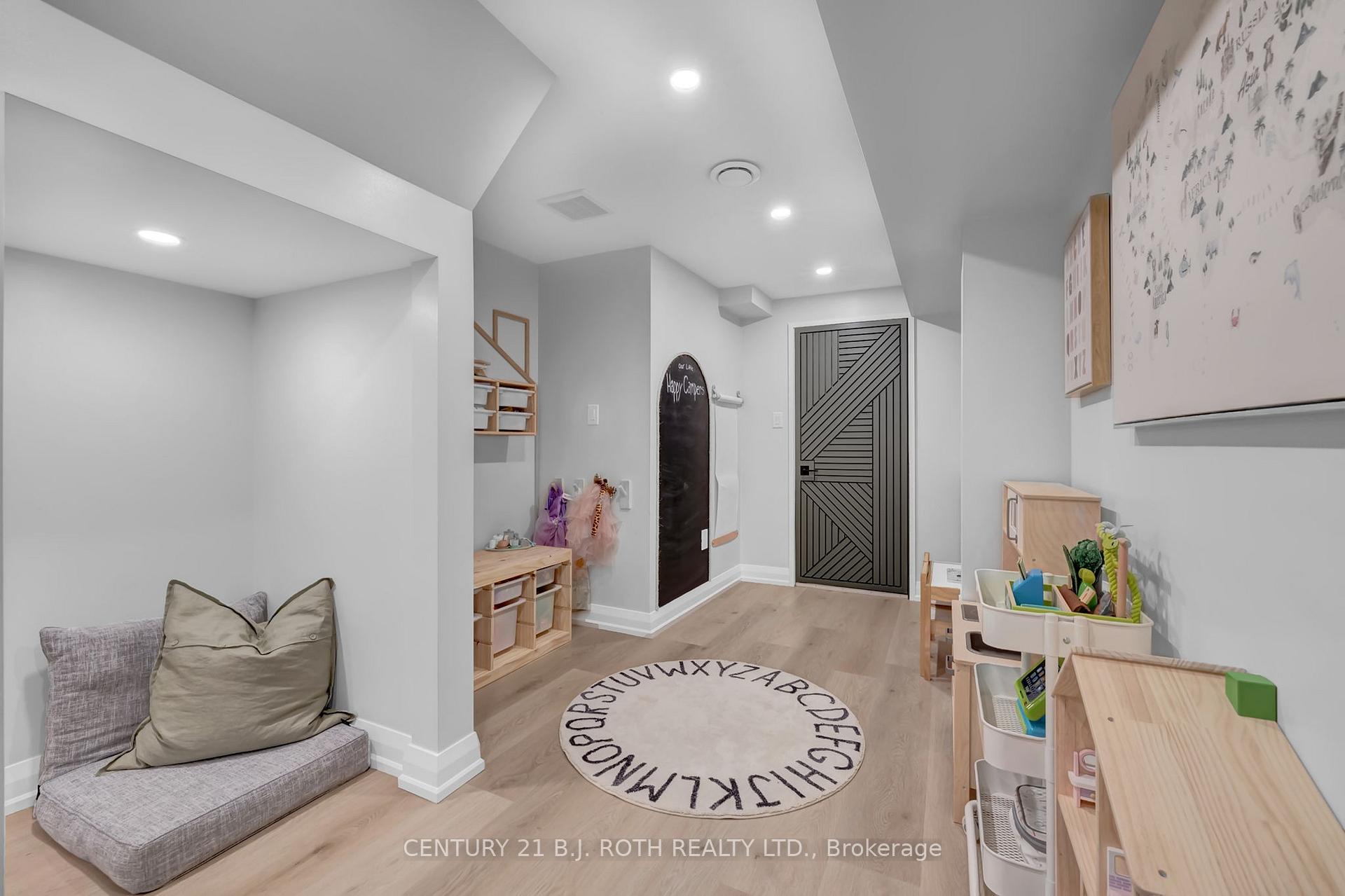 Photo 38 of 35 Ray Richards Street, Clarington, Bowmanville — HOMEH