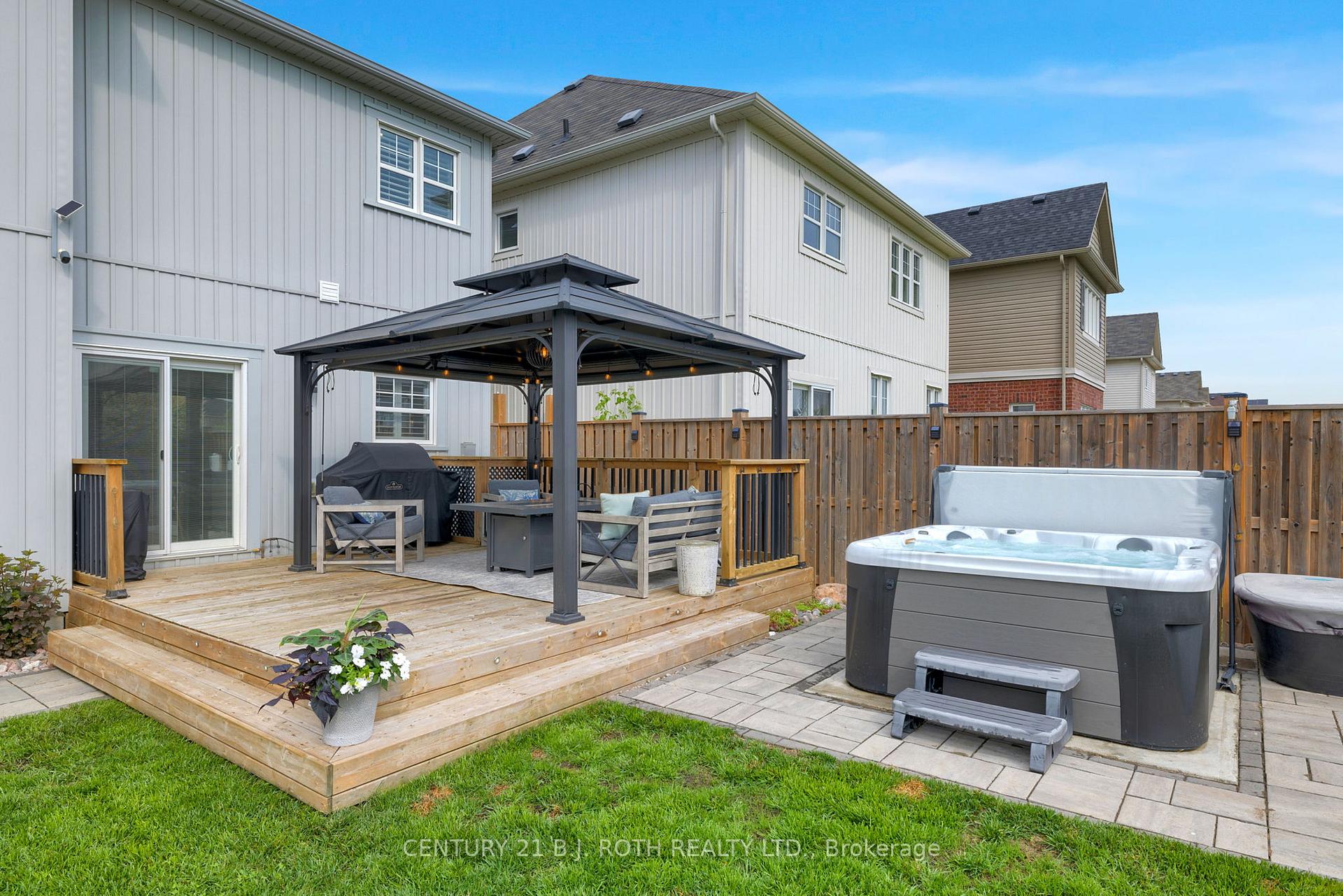 Photo 45 of 35 Ray Richards Street, Clarington, Bowmanville — HOMEH