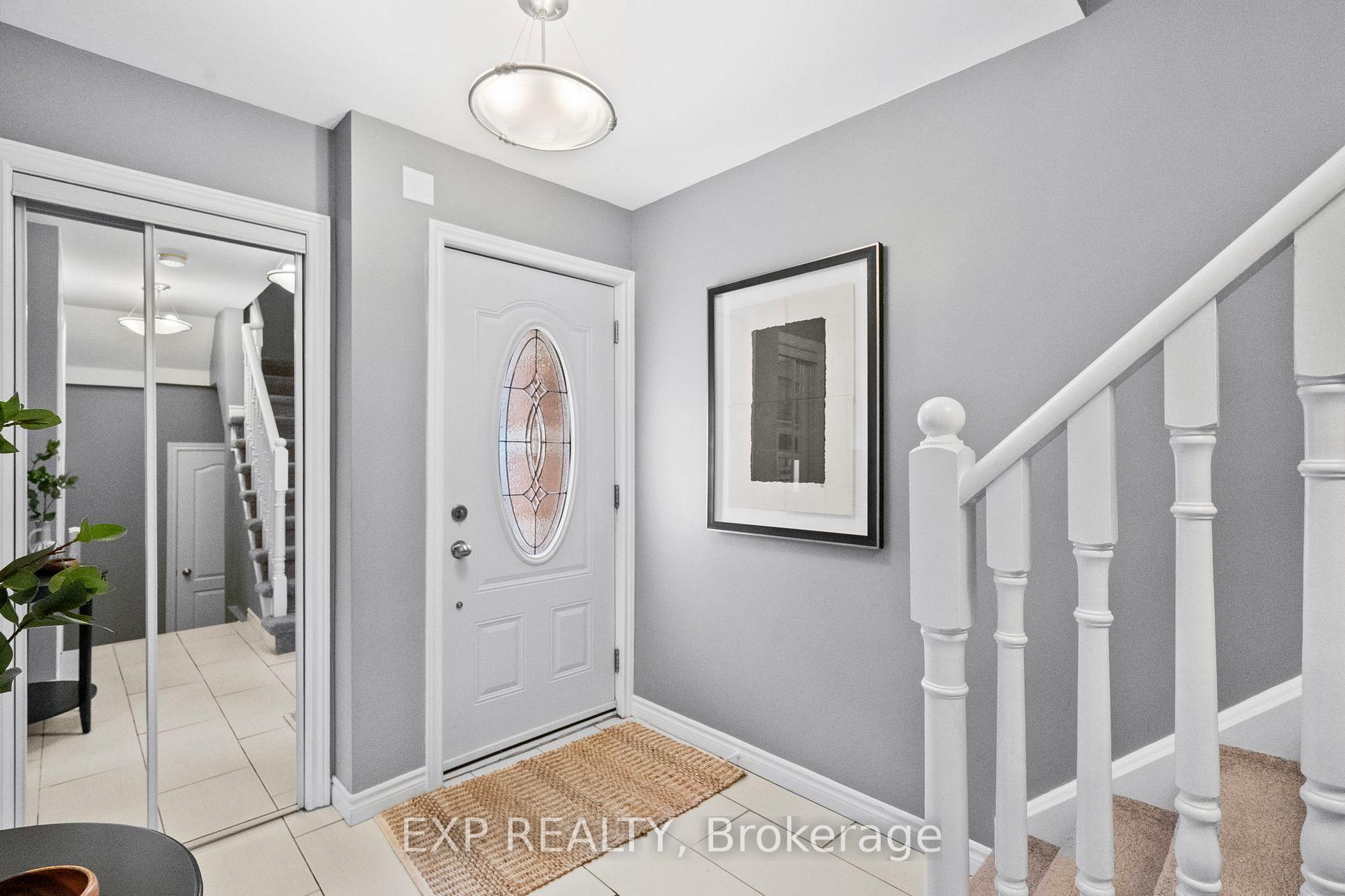 Photo 4 of 70 Pressed Brick Drive, Brampton, Brampton North — HOMEH