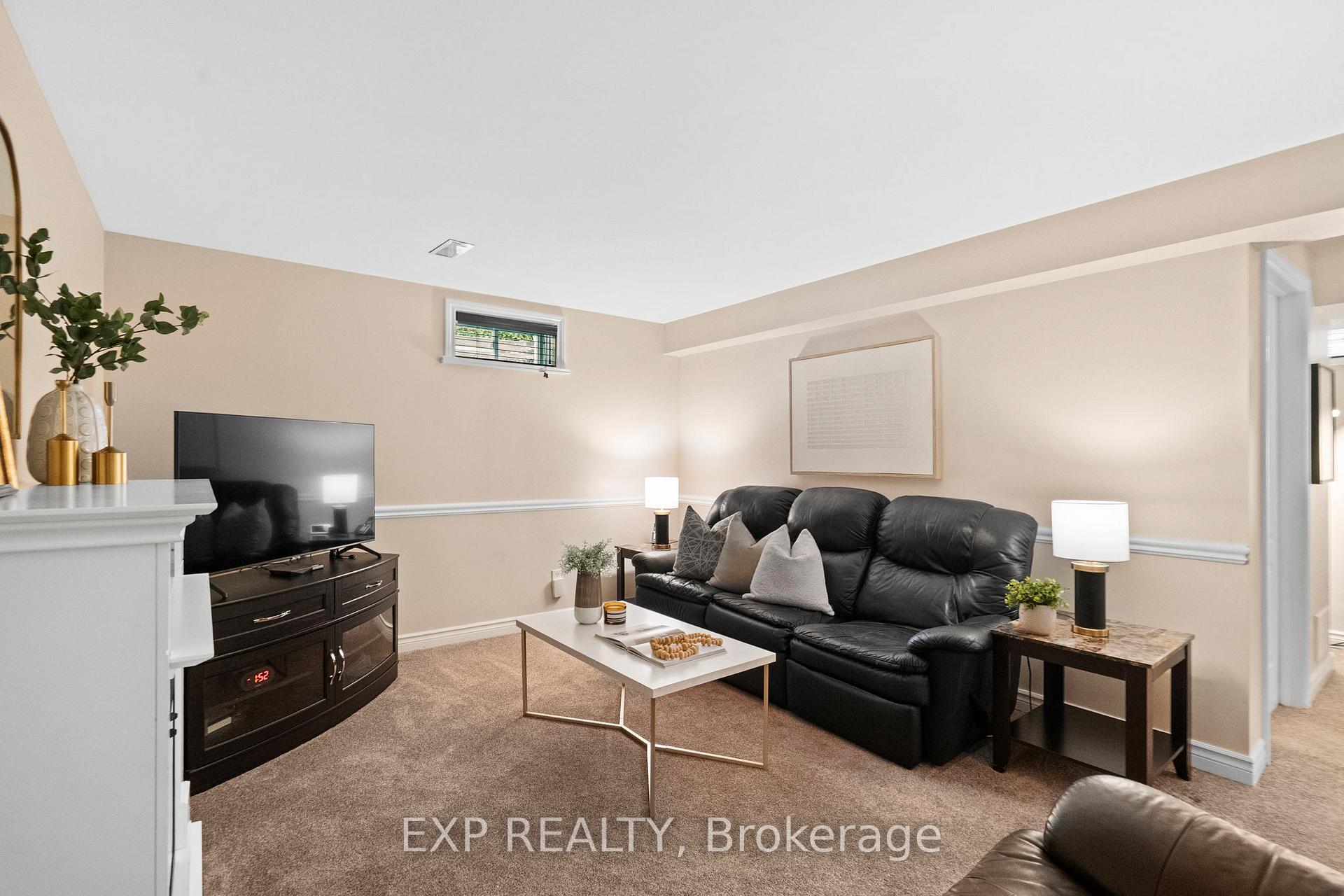 Photo 39 of 70 Pressed Brick Drive, Brampton, Brampton North — HOMEH