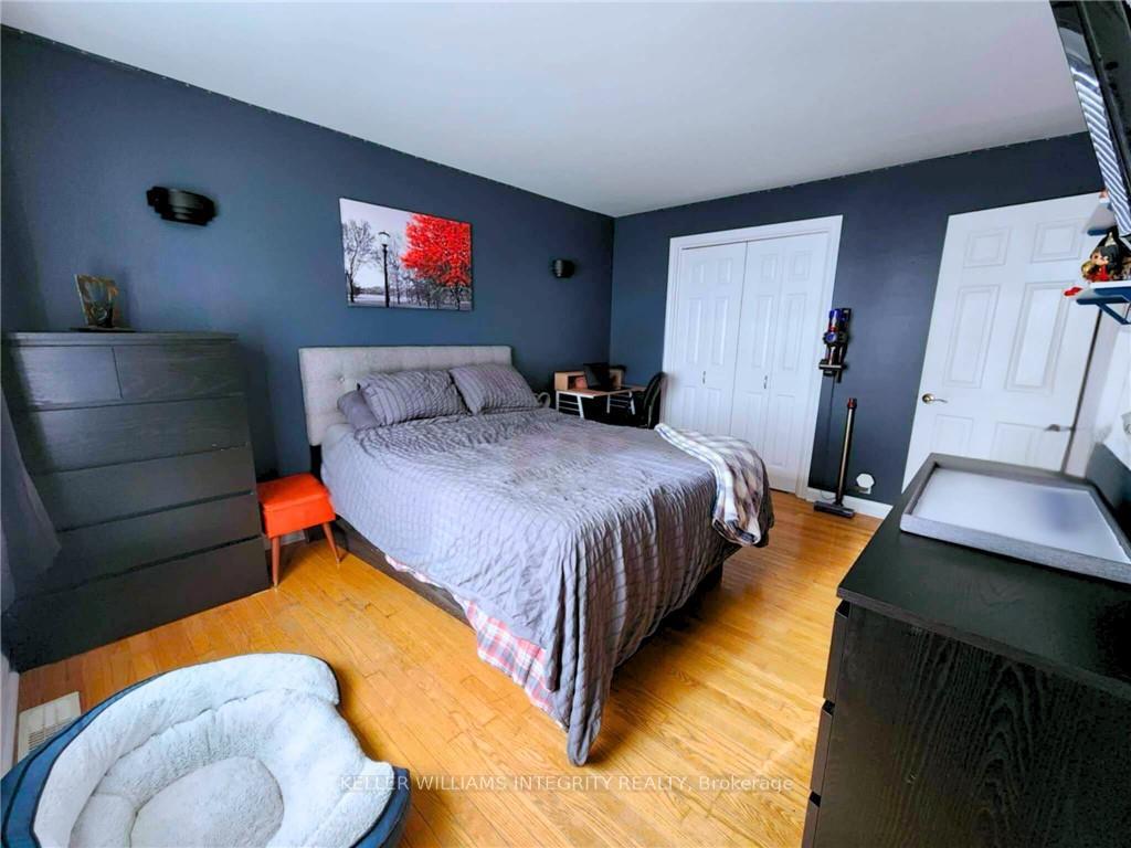 Photo 8 of 301 Twelfth Street W, Cornwall — HOMEH