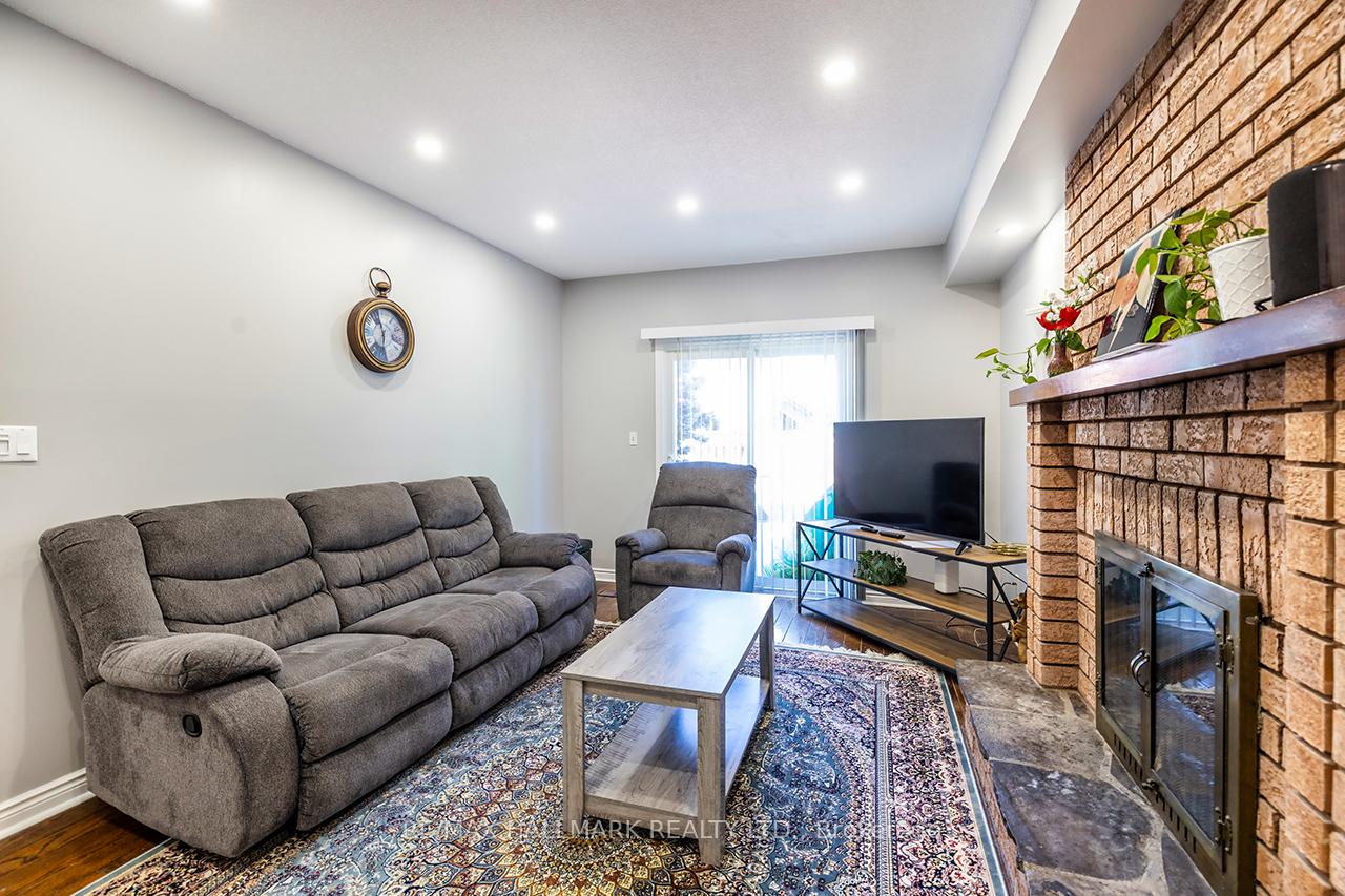 Photo 11 of 12 Halstead Road, Clarington, Courtice — HOMEH