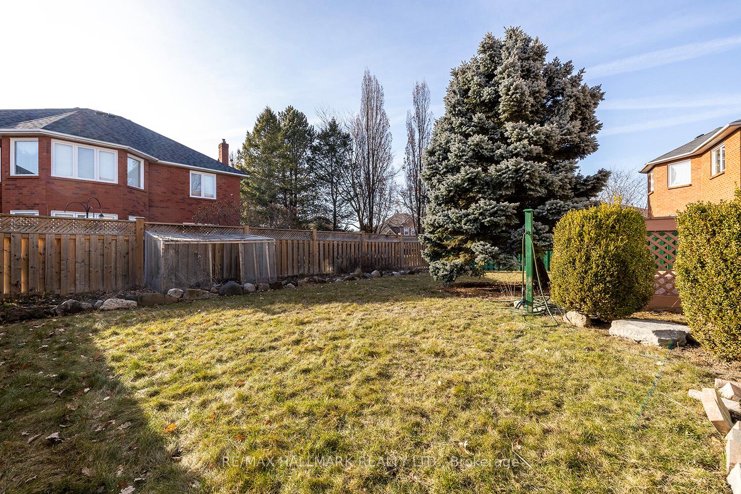 Photo 27 of 12 Halstead Road, Clarington, Courtice — HOMEH