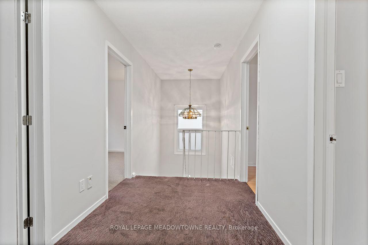 Photo 20 of 13 Blueridge Square, Brampton, Heart Lake West — HOMEH