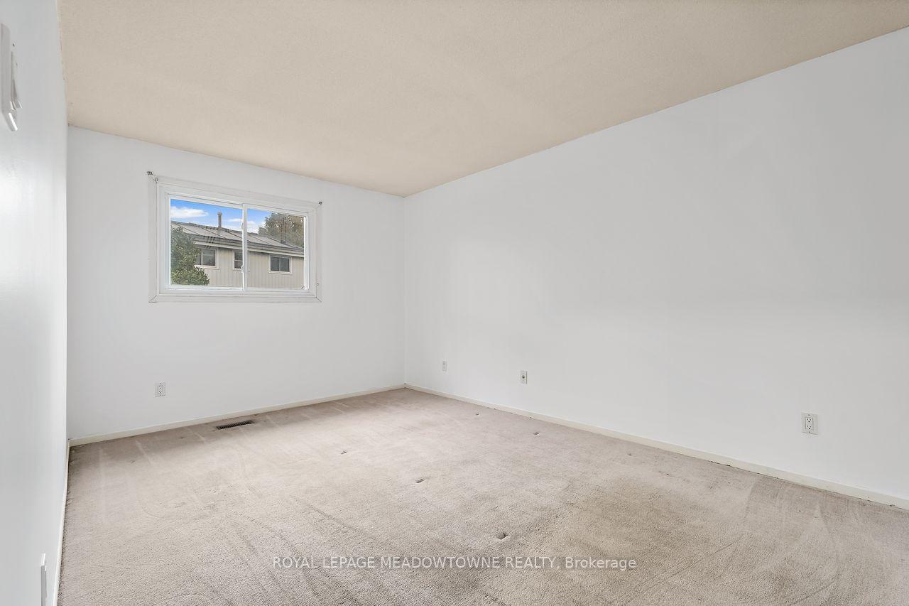 Photo 21 of 13 Blueridge Square, Brampton, Heart Lake West — HOMEH