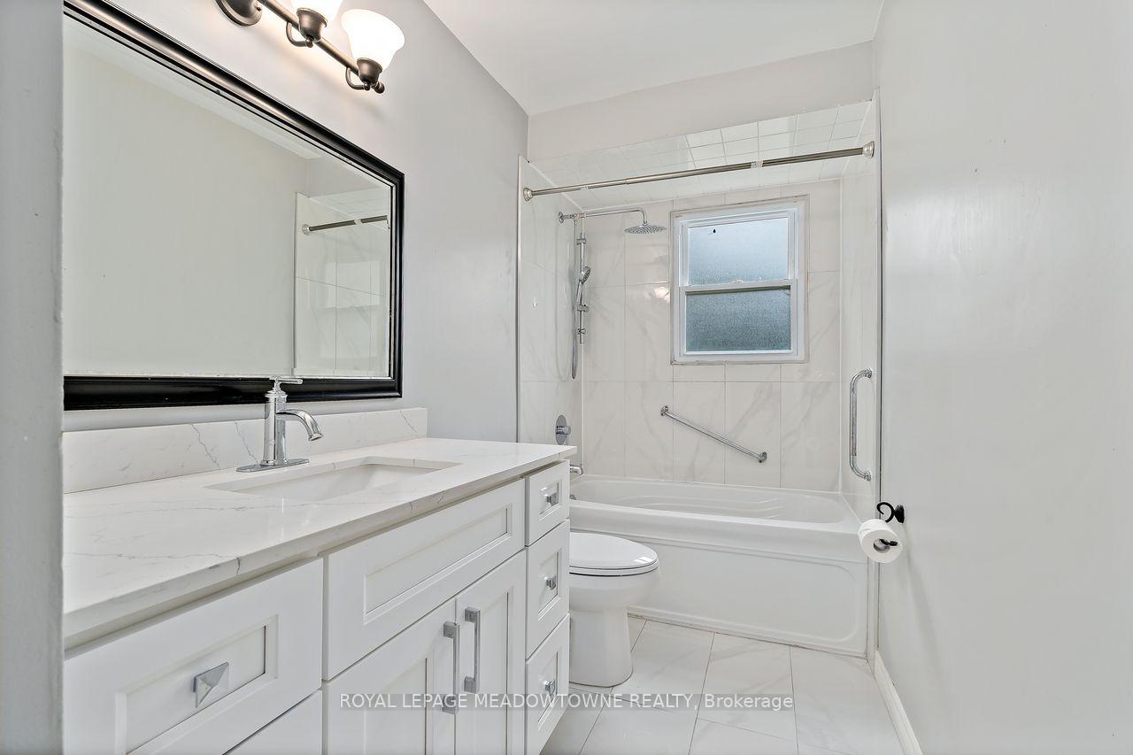 Photo 26 of 13 Blueridge Square, Brampton, Heart Lake West — HOMEH