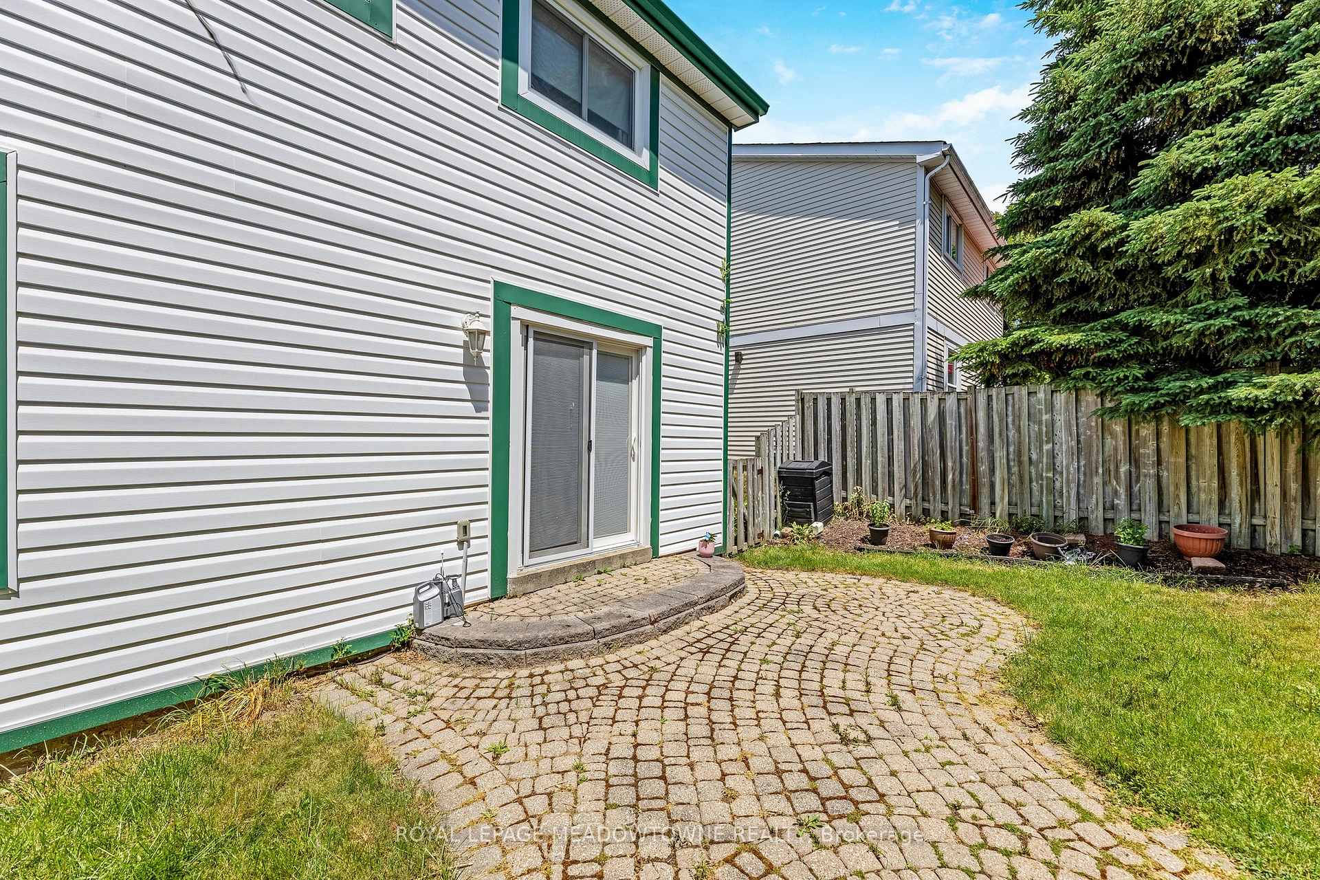 Photo 30 of 13 Blueridge Square, Brampton, Heart Lake West — HOMEH
