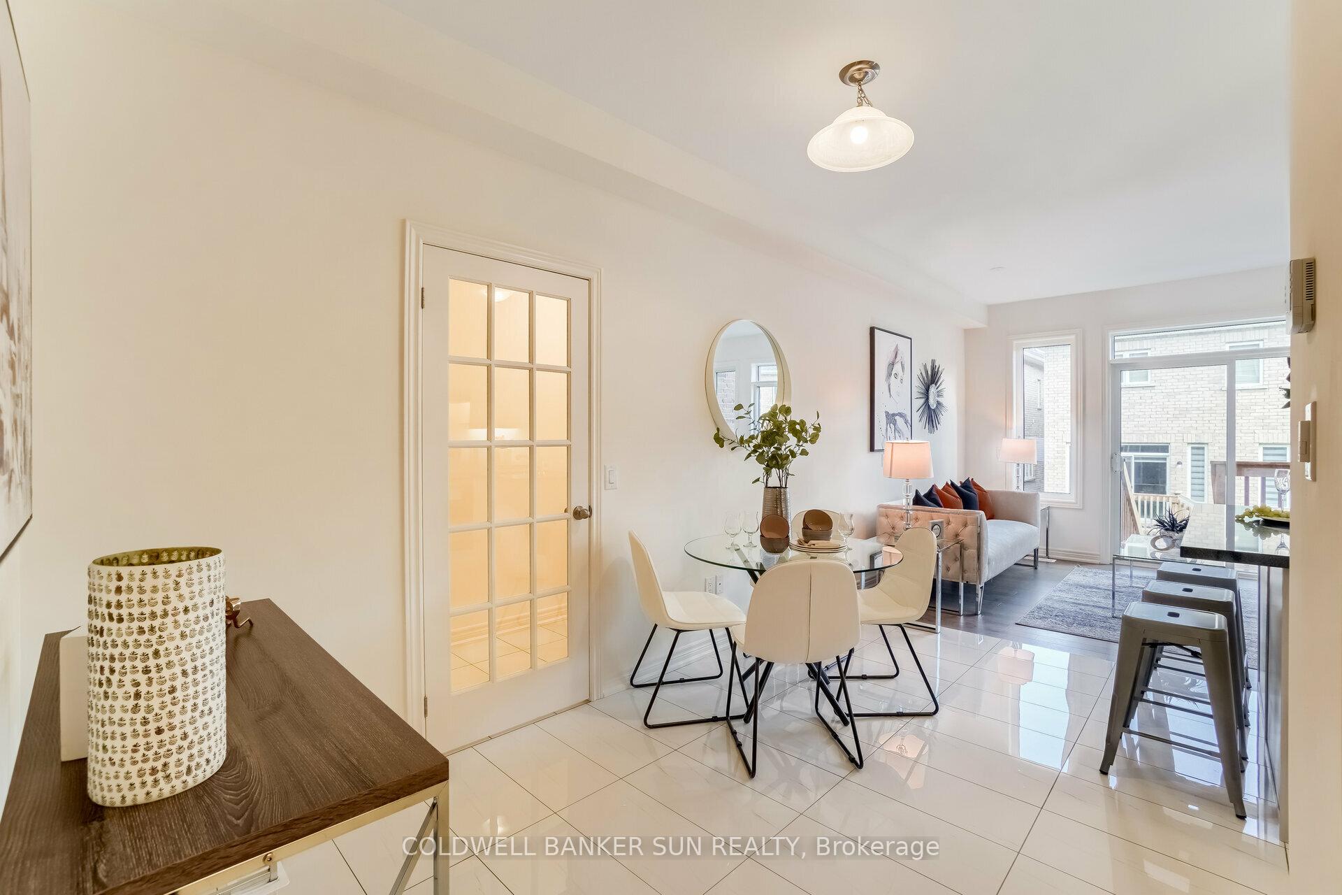 Photo 6 of 28 Benhurst Crescent, Brampton, Northwest Brampton — HOMEH