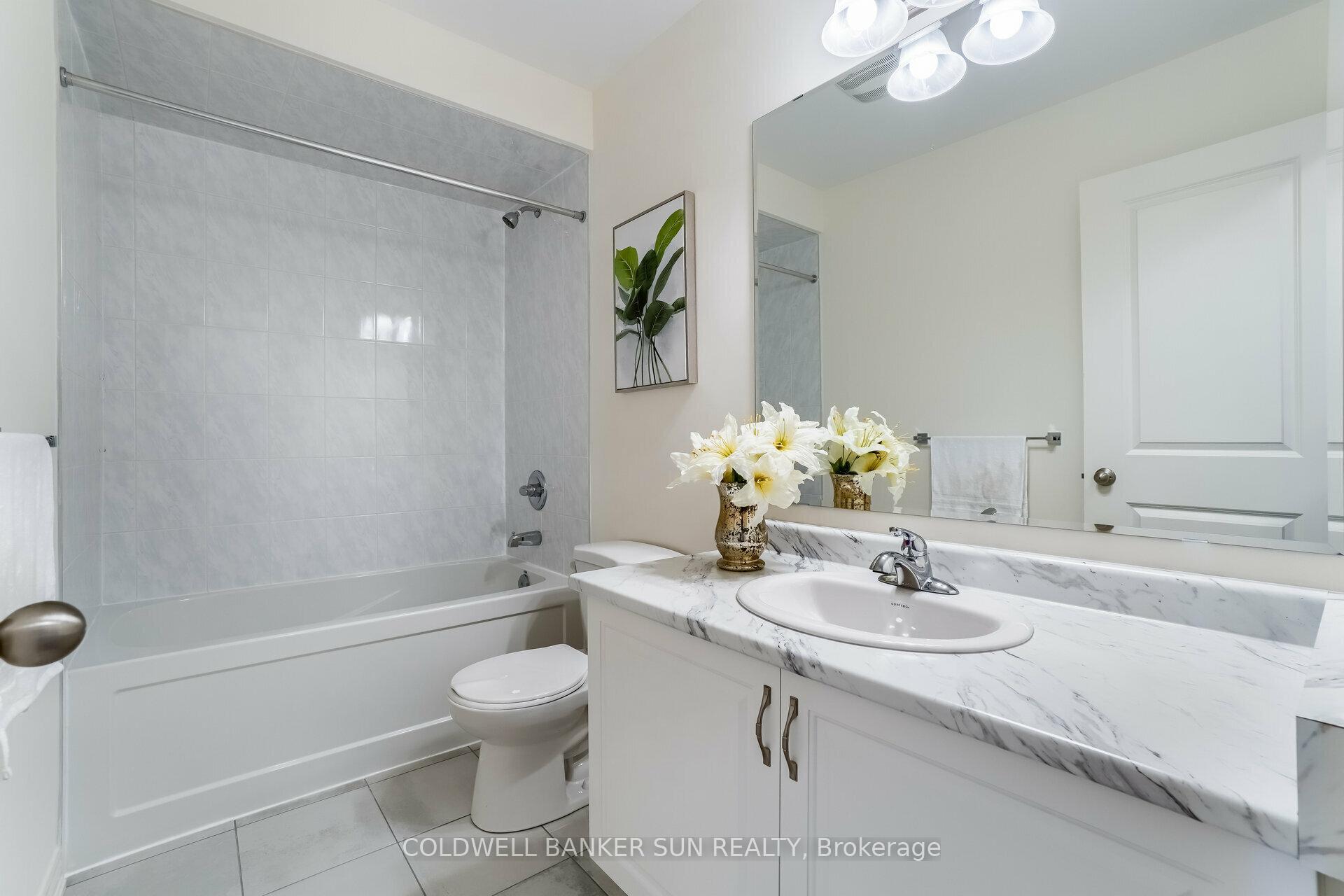 Photo 32 of 28 Benhurst Crescent, Brampton, Northwest Brampton — HOMEH