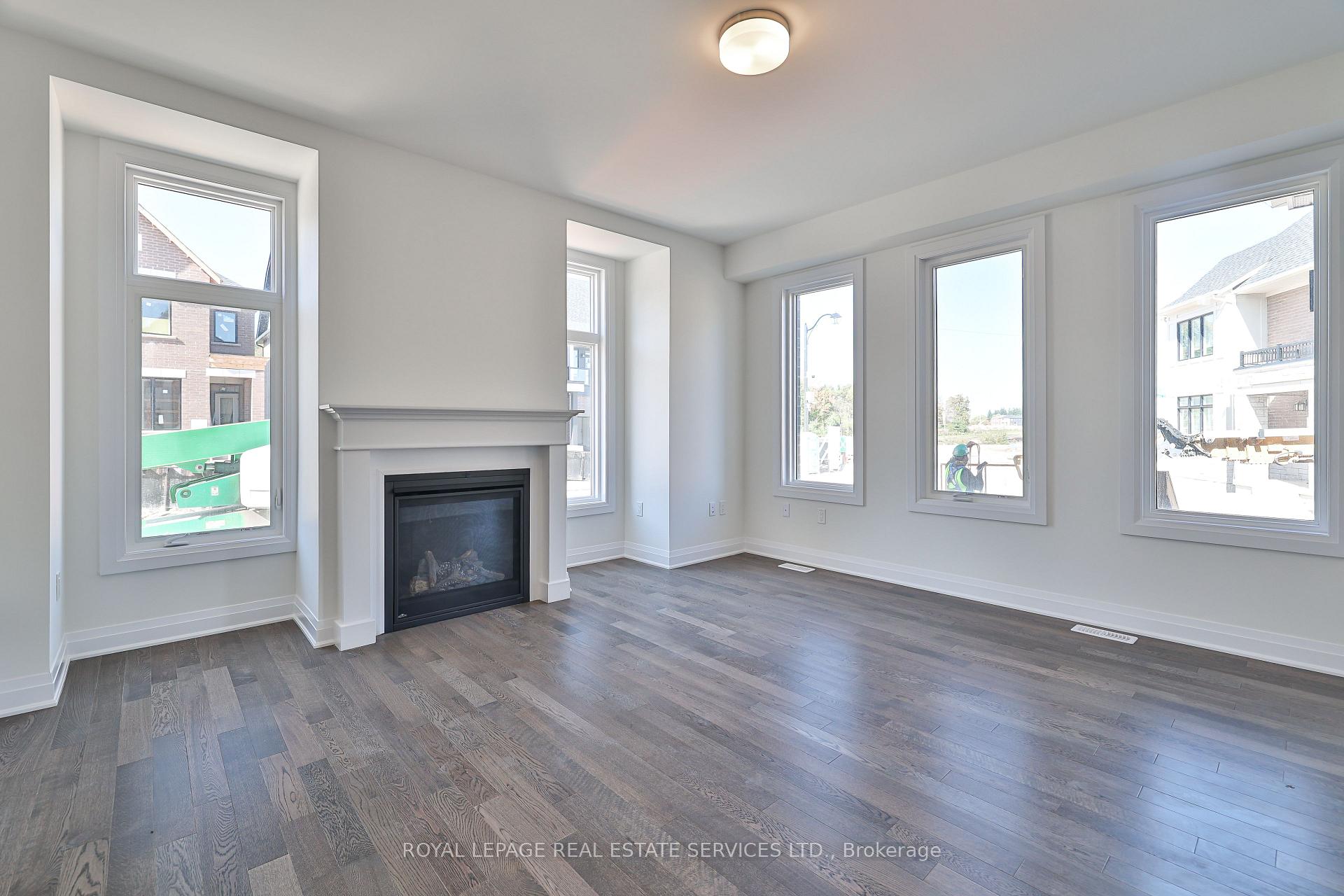 Photo 4 of 19 Spiritwood Way, Brampton, Northwest Brampton — HOMEH