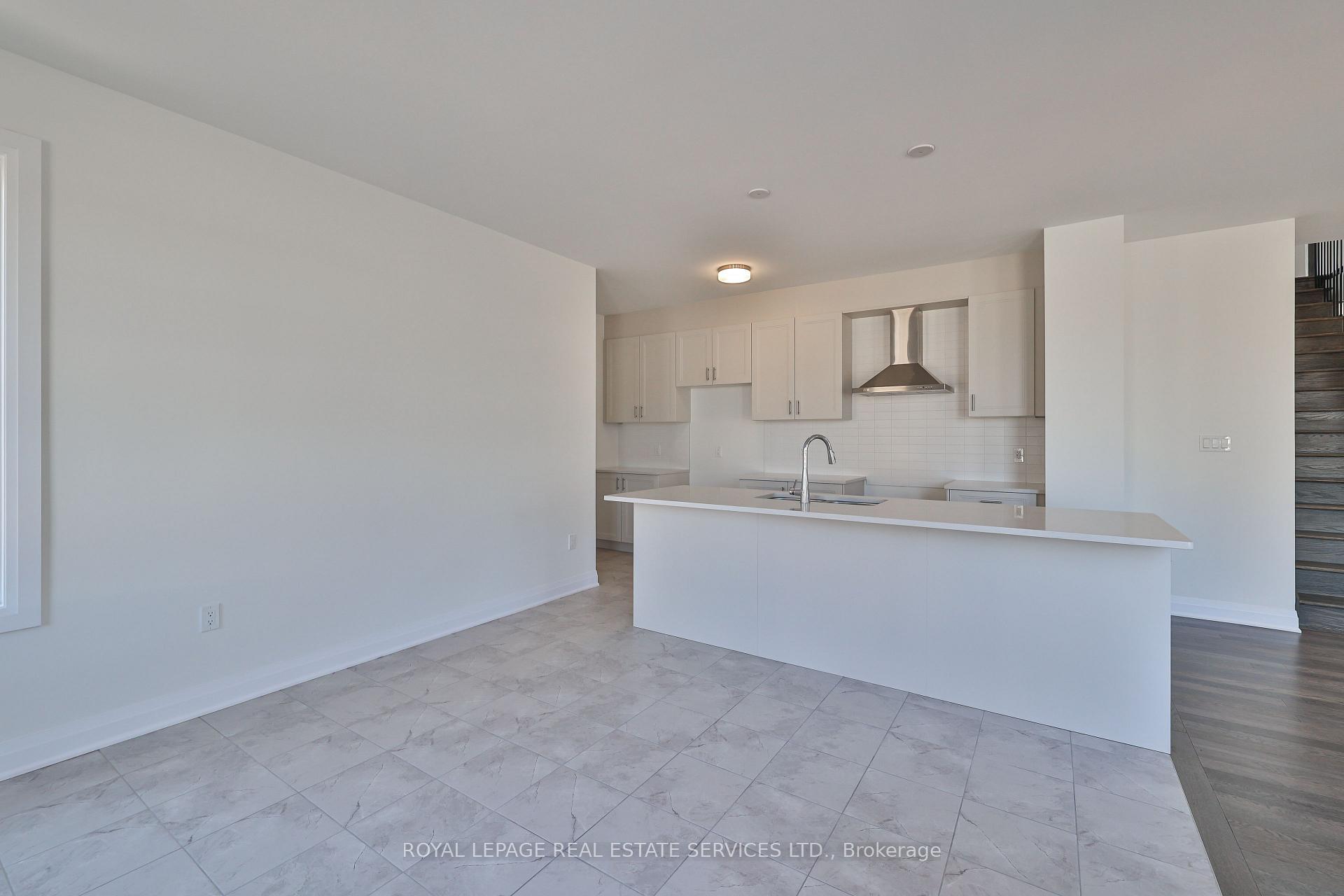 Photo 9 of 19 Spiritwood Way, Brampton, Northwest Brampton — HOMEH