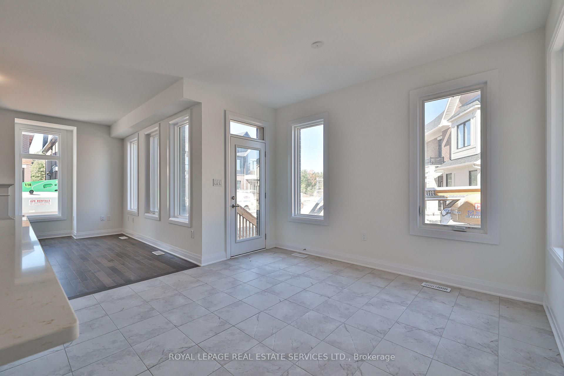 Photo 10 of 19 Spiritwood Way, Brampton, Northwest Brampton — HOMEH