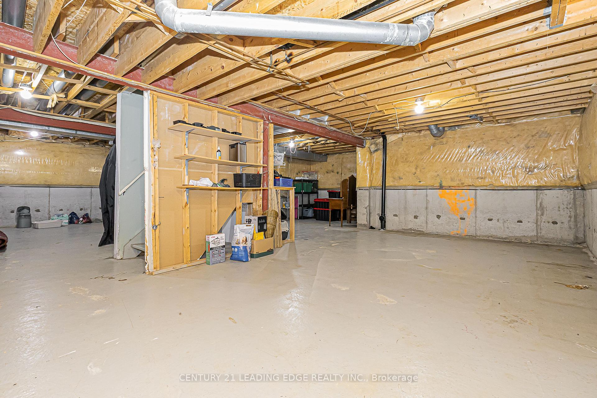 Photo 30 of 31 Twelve Oaks Drive, Aurora, Aurora Village — HOMEH